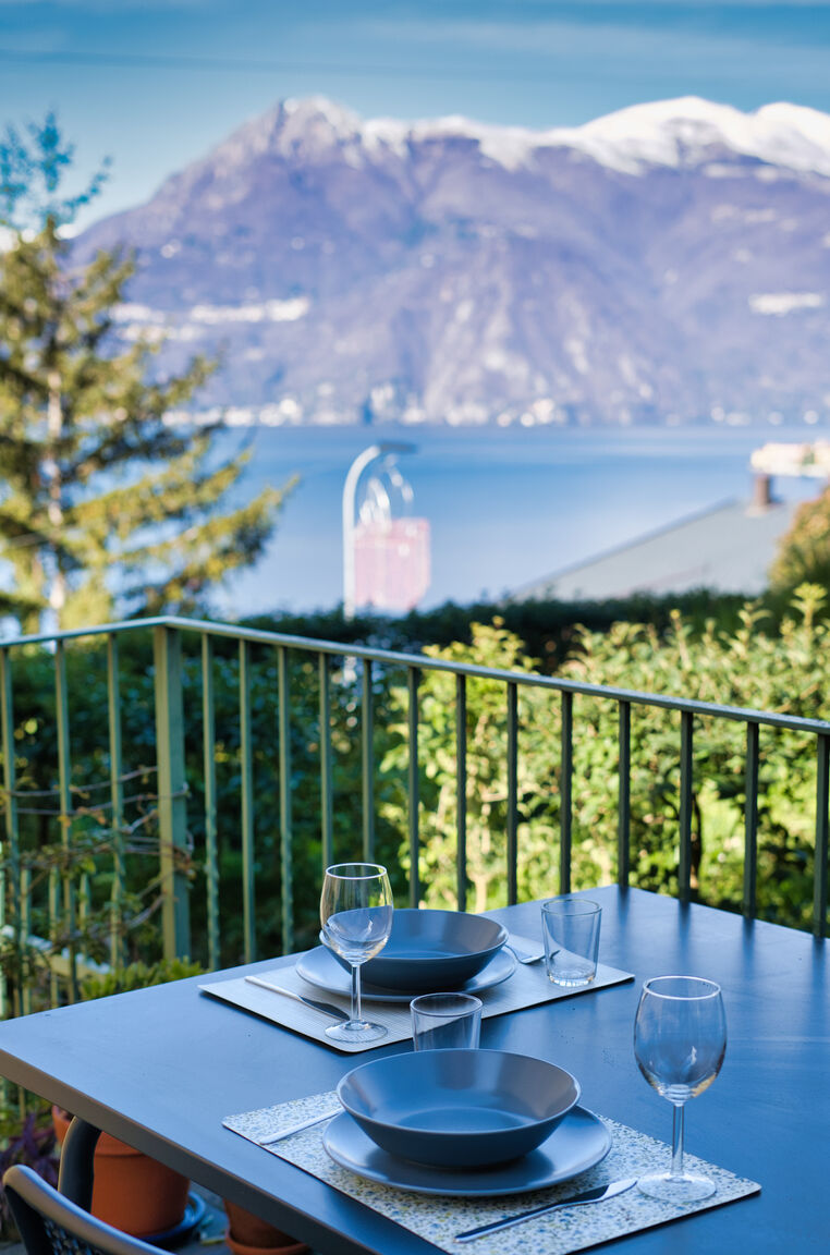 Italianway Varenna Casa Rosa - hidden Garden with lake view