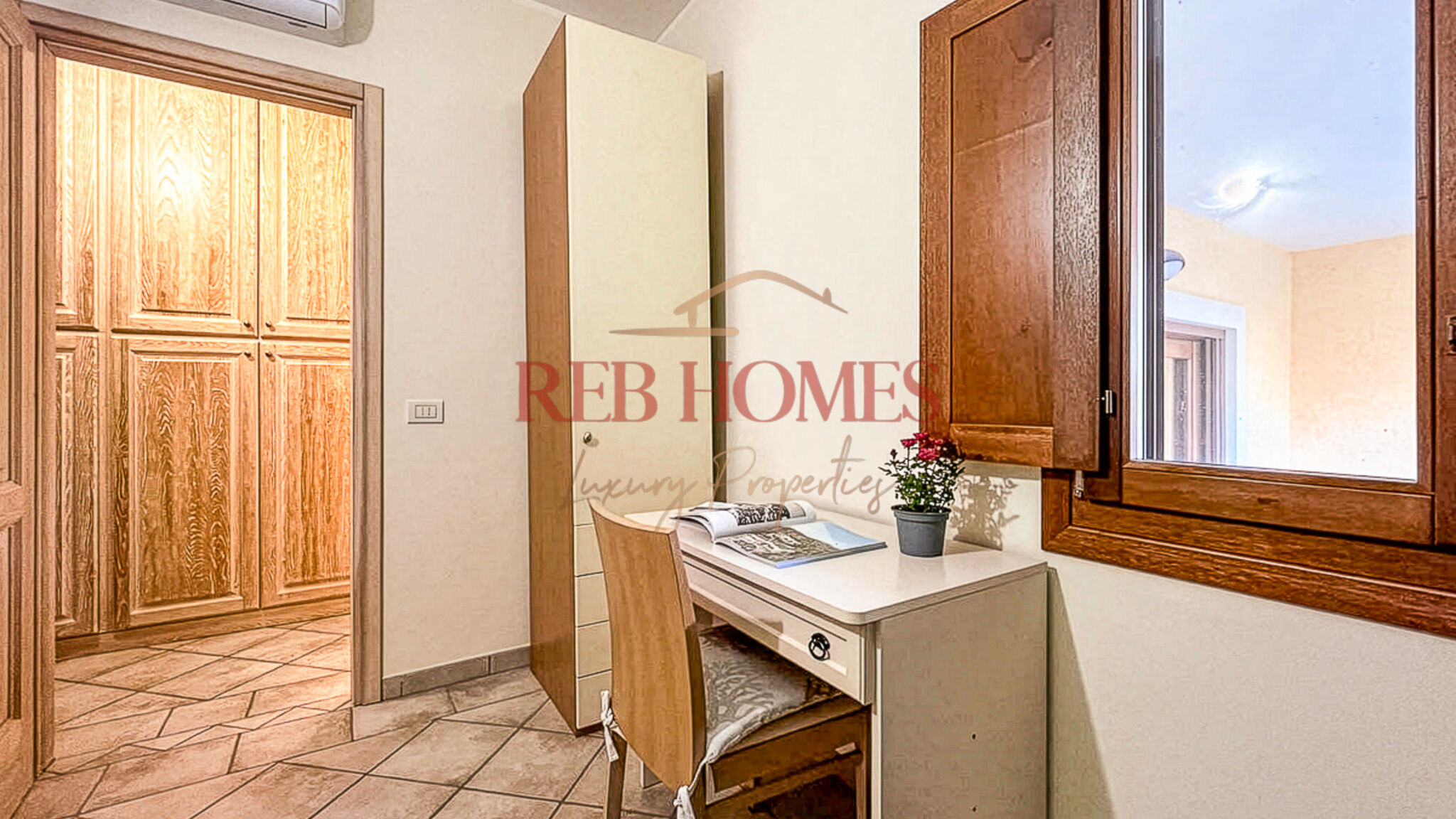 Italianway Golfo Aranci La Porta sul Mare