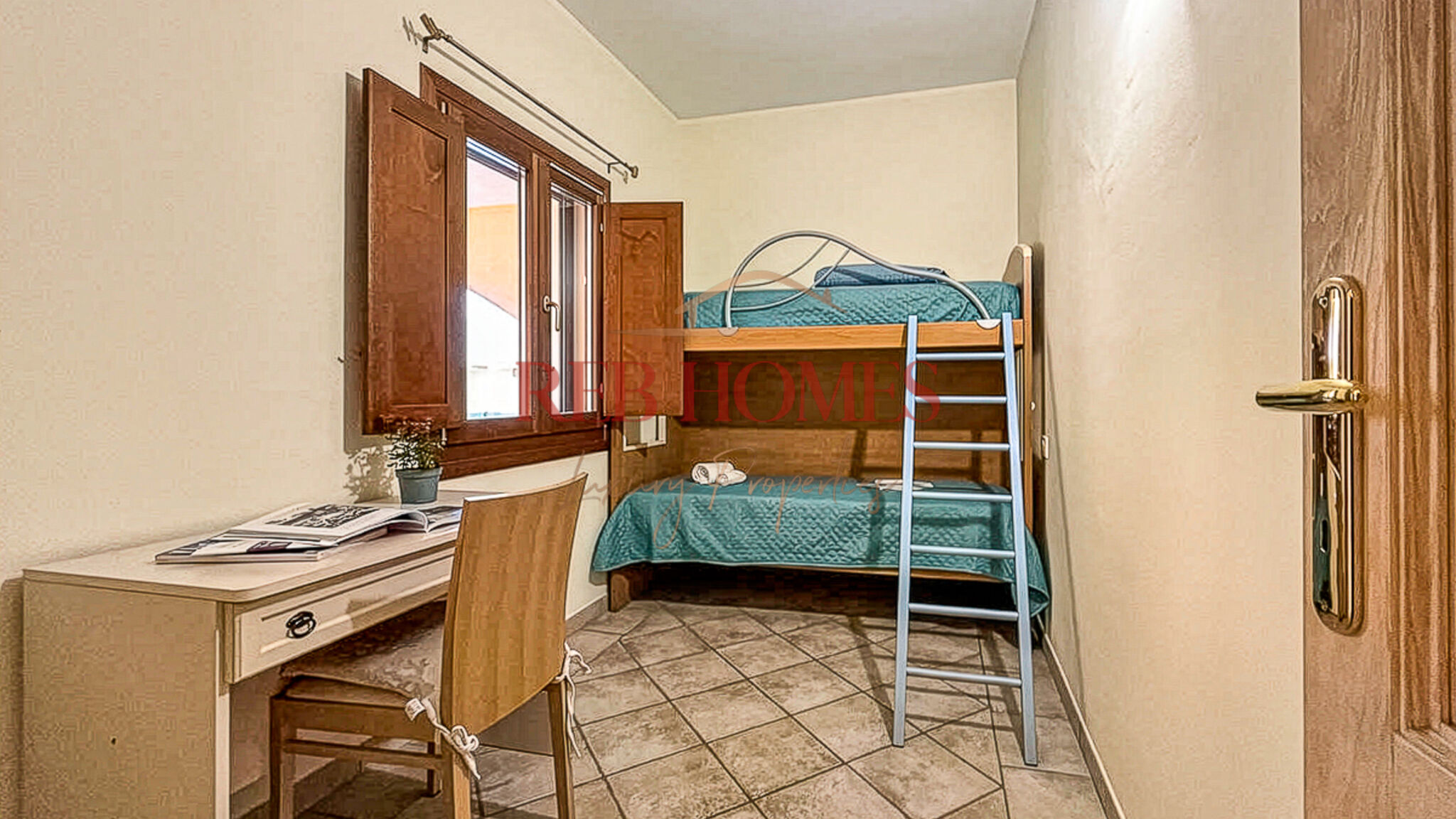 Italianway Golfo Aranci La Porta sul Mare