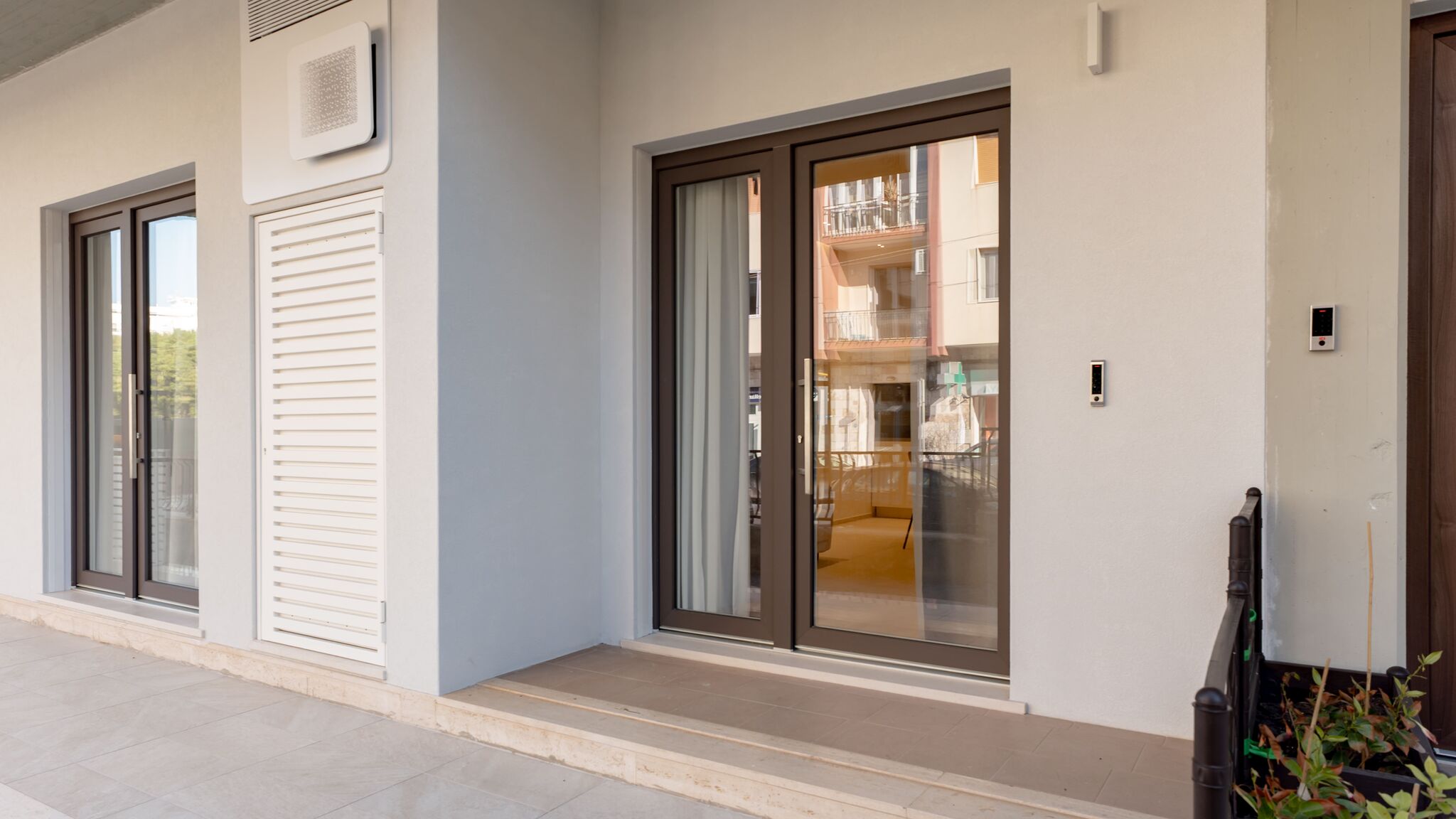 Italianway Monopoli Solymar Sole by Monholiday