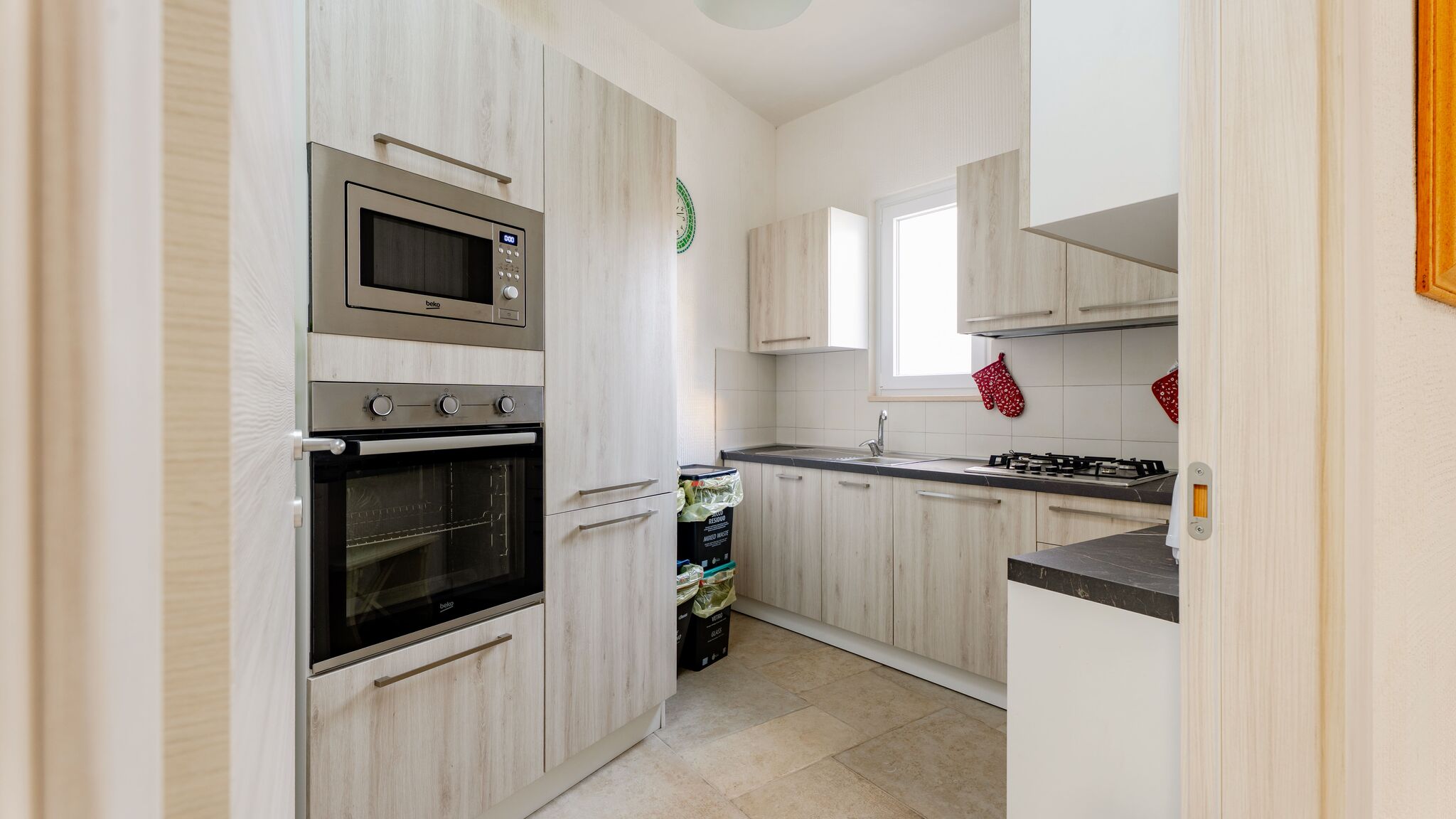 MONHOLIDAY - ospitalità e servizi per il turismo Monopoli Napulè by Monholiday