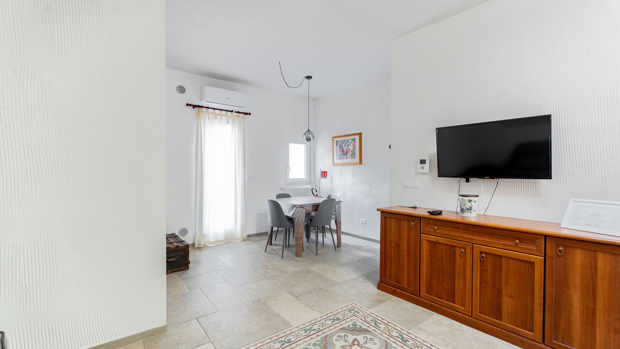 MONHOLIDAY - ospitalità e servizi per il turismo Monopoli Napulè by Monholiday