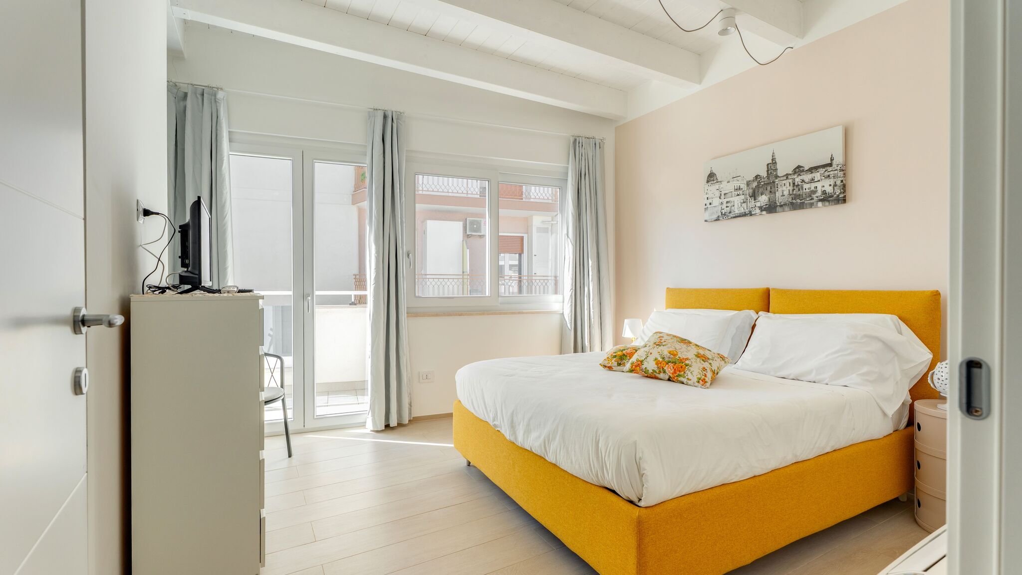 MONHOLIDAY - ospitalità e servizi per il turismo Monopoli Casa Peonia by Monholiday