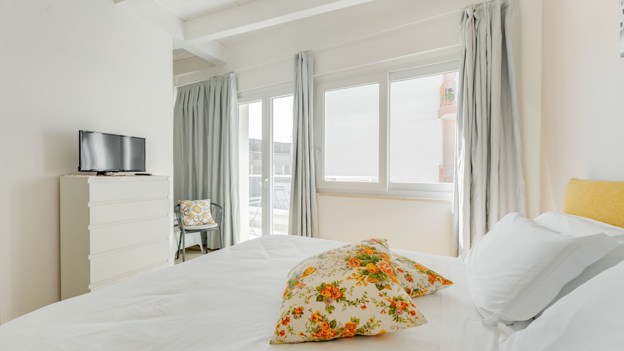 MONHOLIDAY - ospitalità e servizi per il turismo Monopoli Casa Peonia by Monholiday