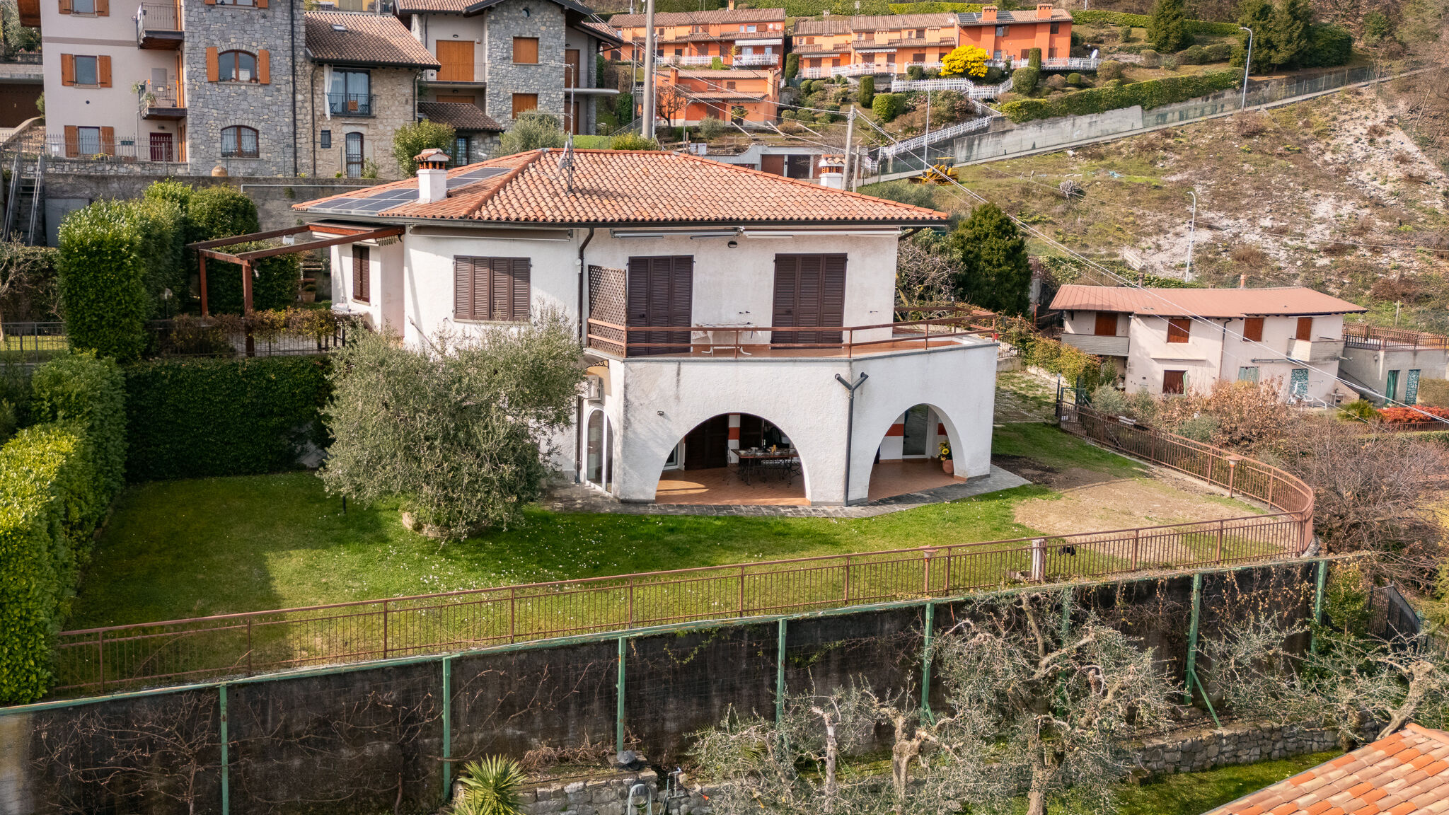 Italianway Tavernola Bergamasca La Terrazza sul Lago 