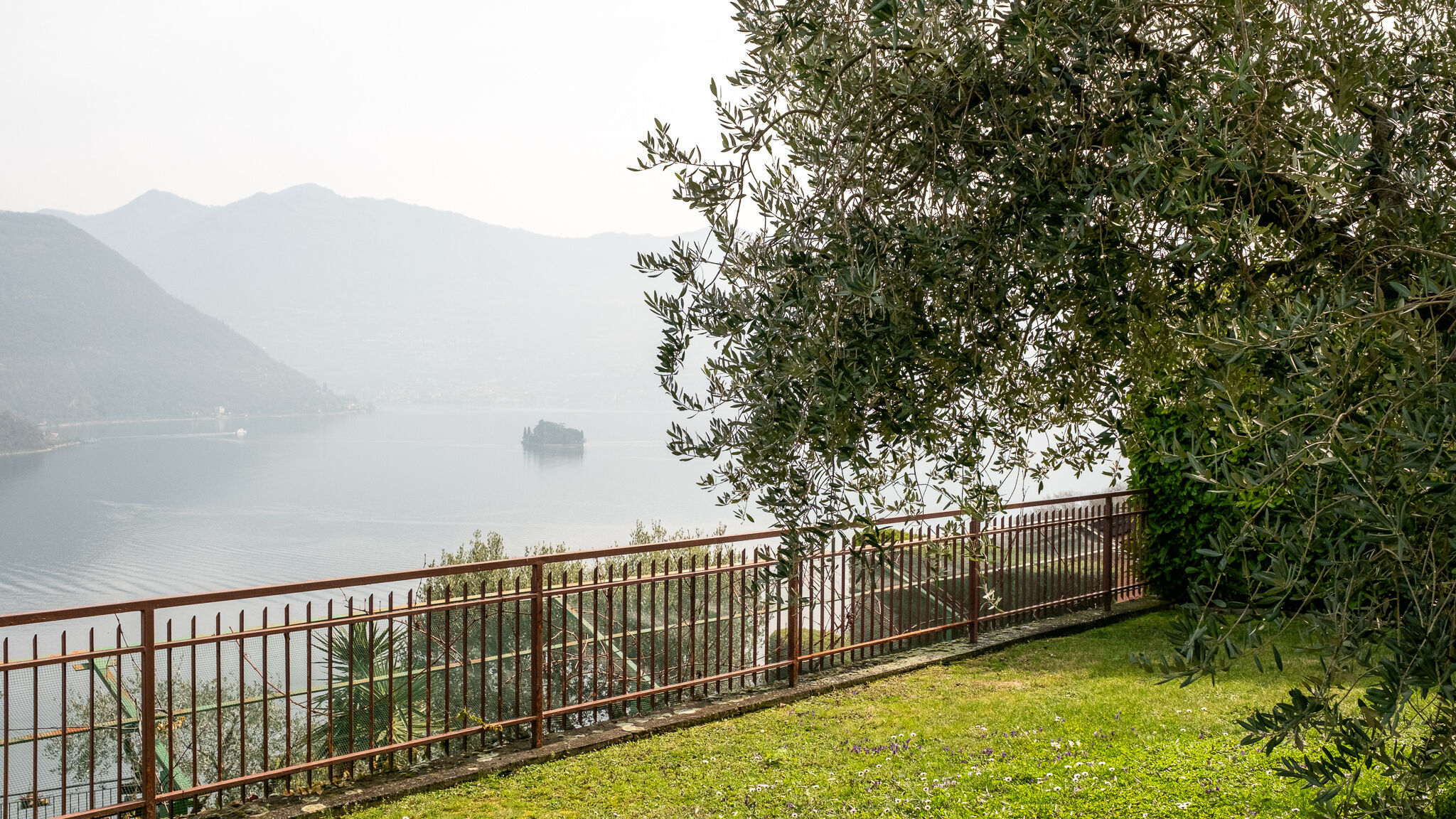 Italianway Tavernola Bergamasca La Terrazza sul Lago 