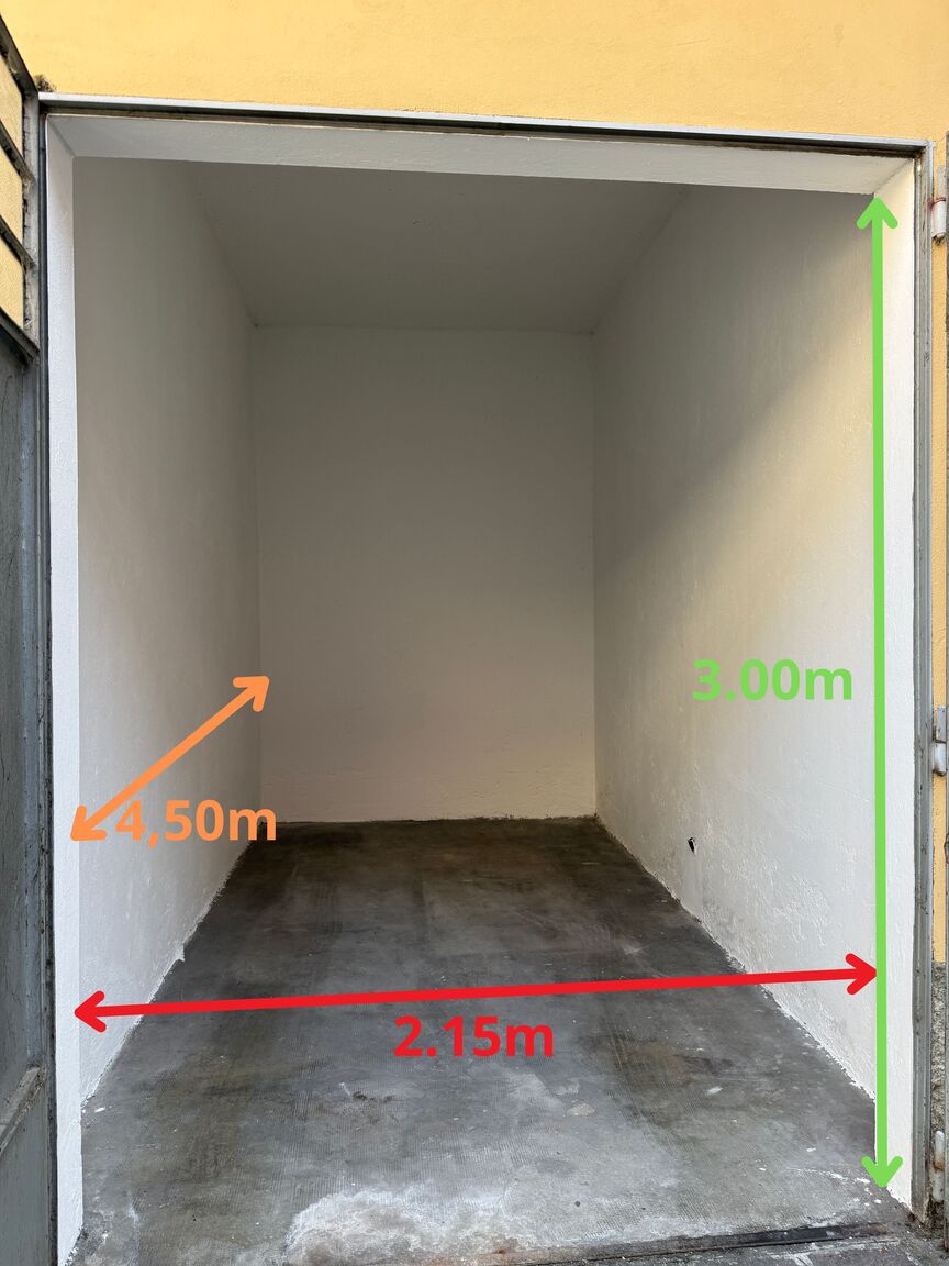Italianway Monza La ringhiera fiorita - 102 by Houset