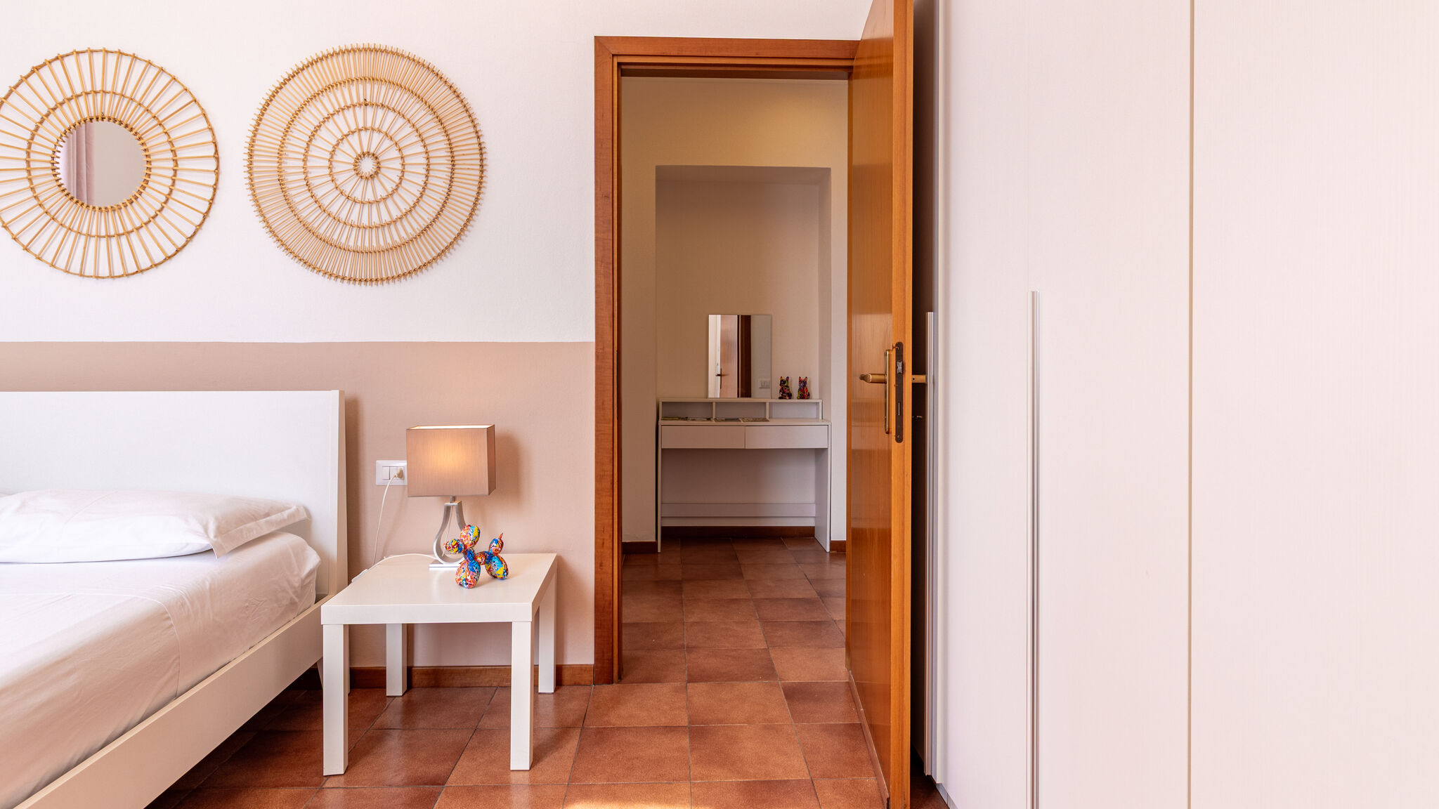 Italianway Monza La ringhiera fiorita - 102 by Houset