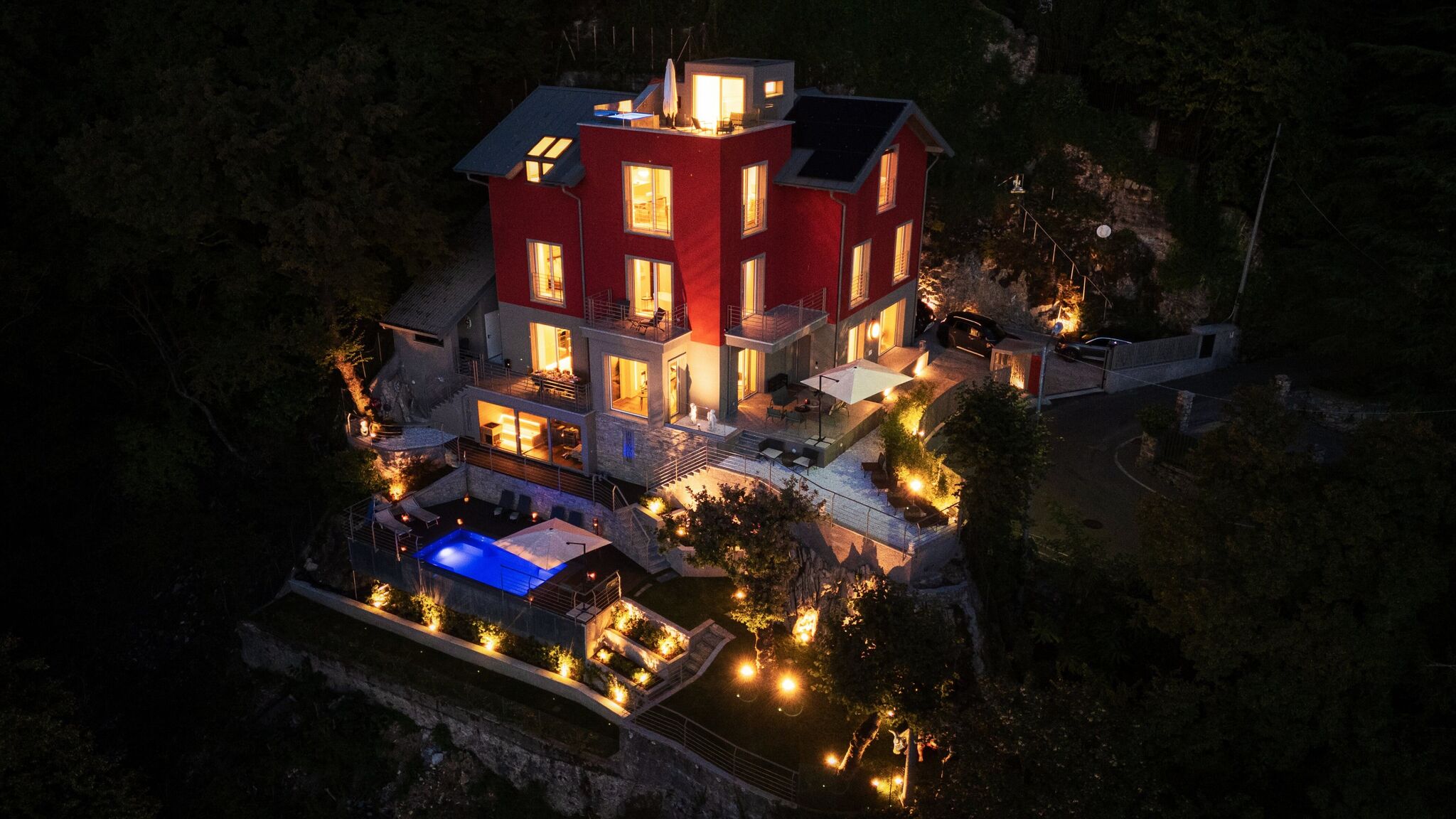 Italianway Brunate Villa Rouge by Elite Villas