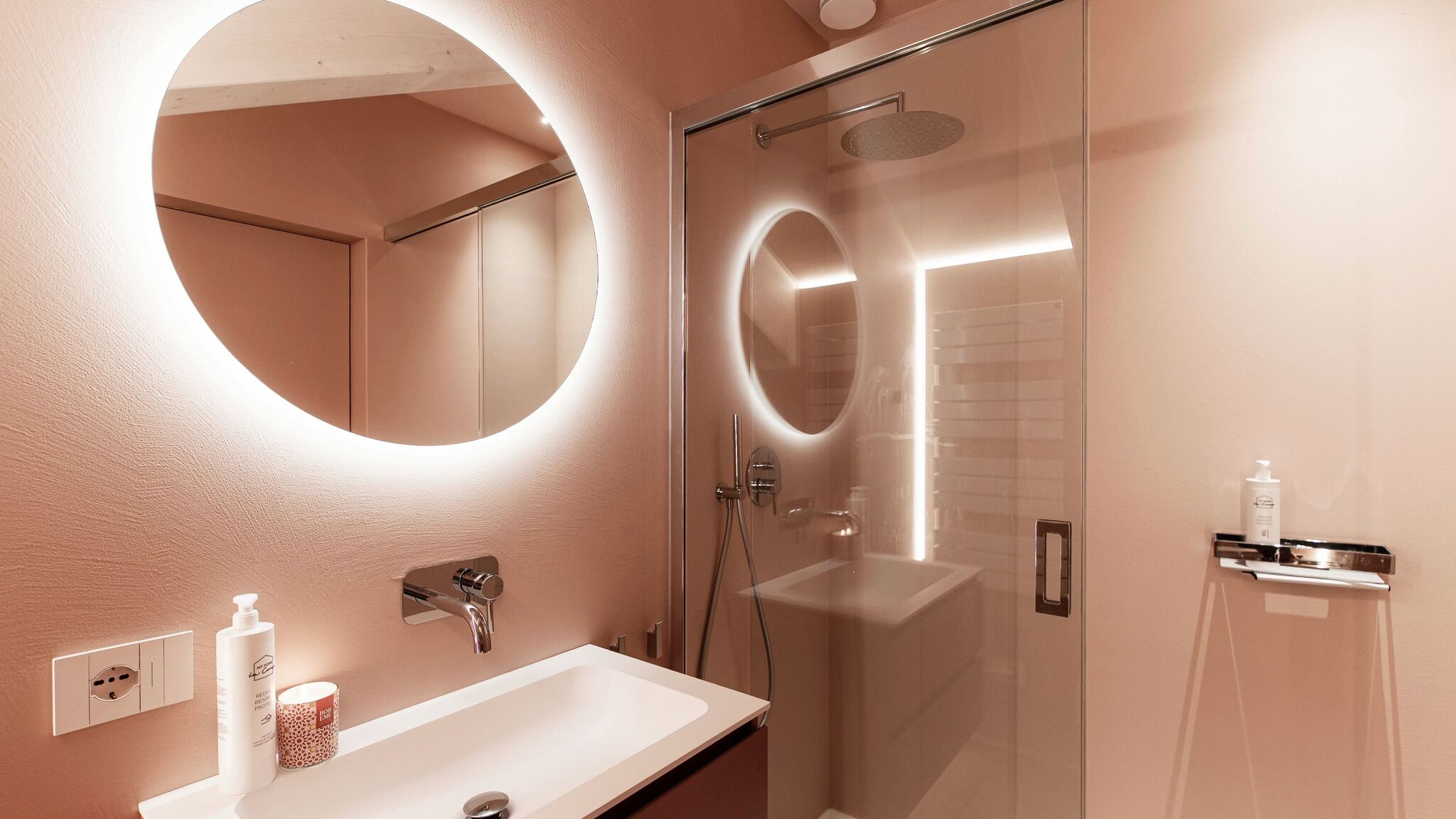 Italianway Brunate Villa Rouge by Elite Villas