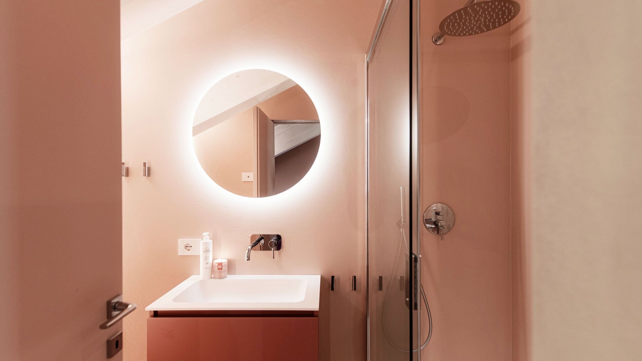 Italianway Brunate Villa Rouge by Elite Villas