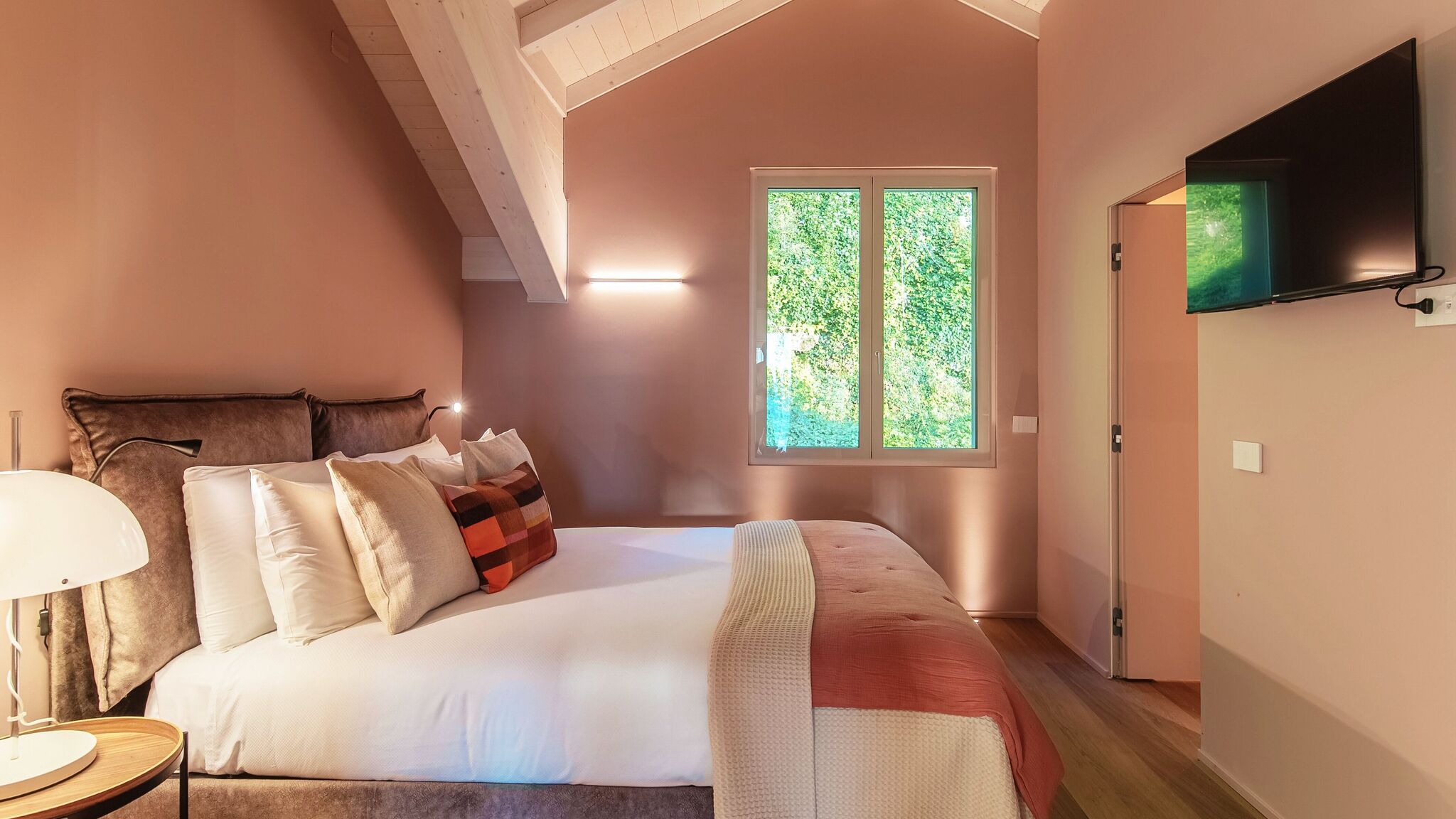 Italianway Brunate Villa Rouge by Elite Villas