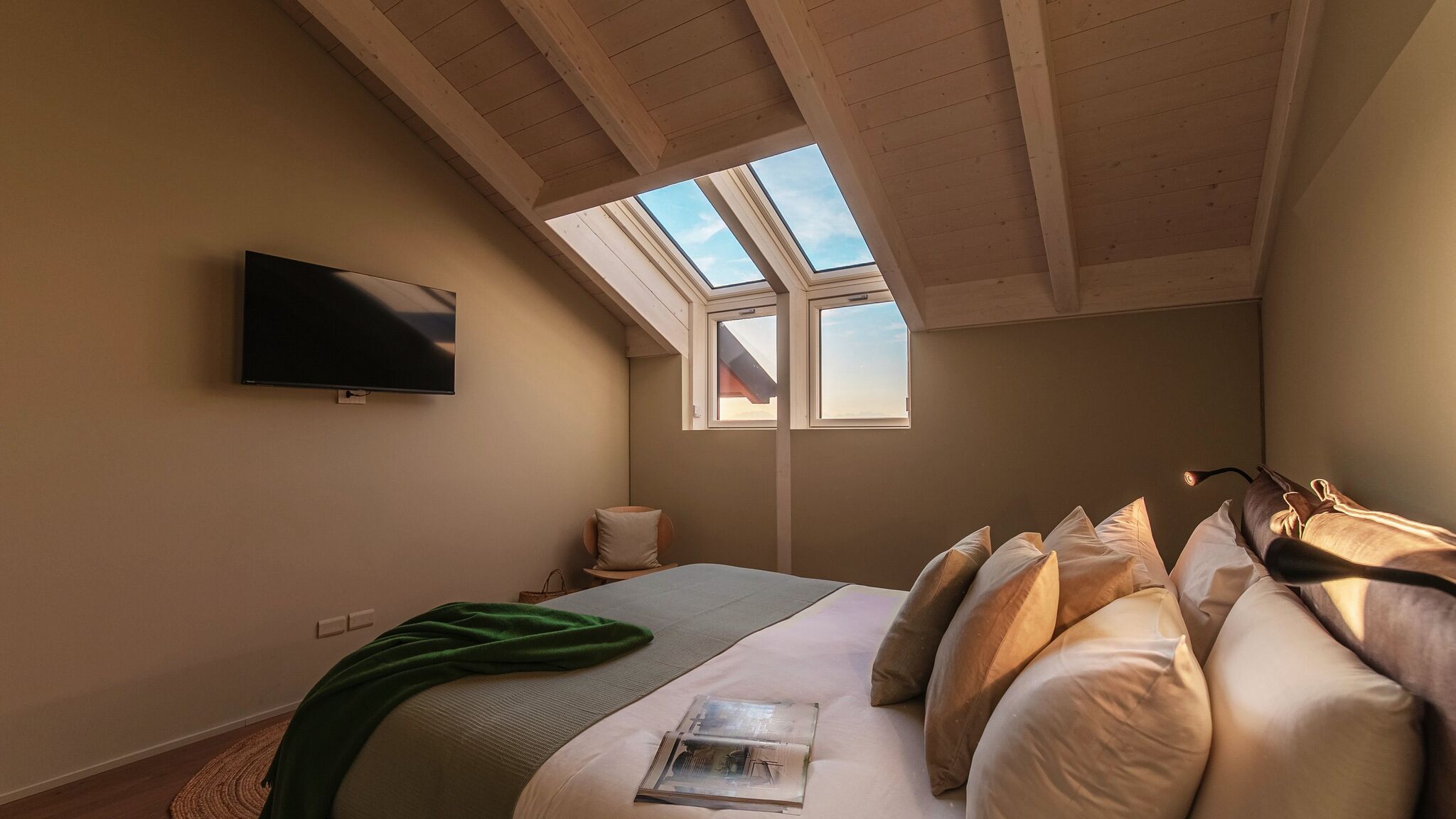 Italianway Brunate Villa Rouge by Elite Villas