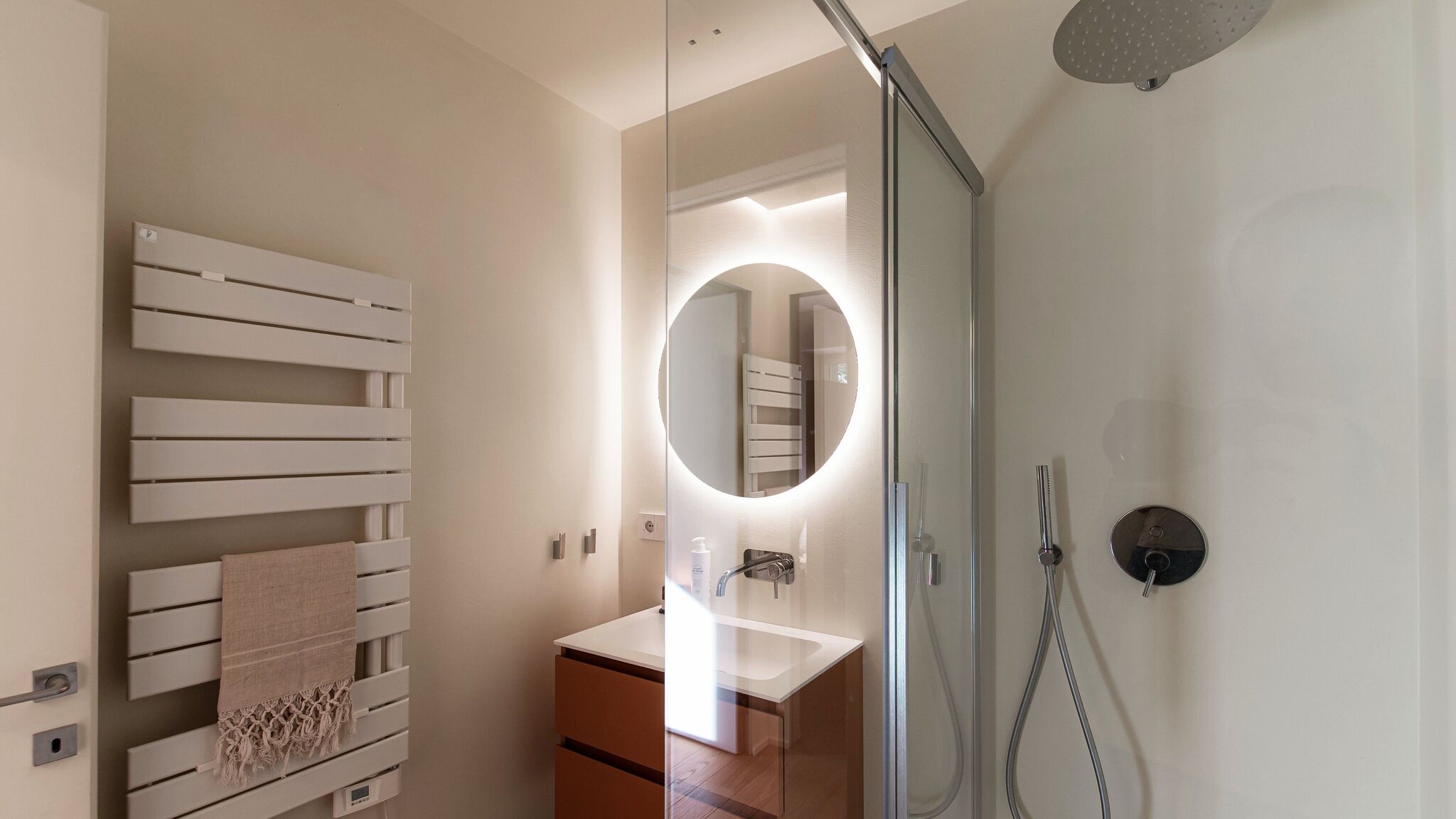 Italianway Brunate Villa Rouge by Elite Villas