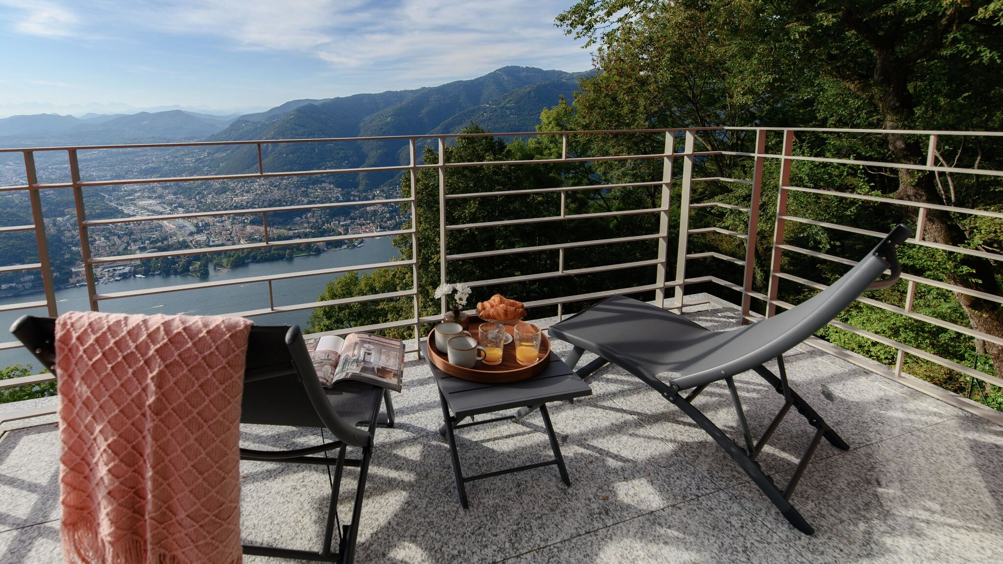 Italianway Brunate Villa Rouge by Elite Villas