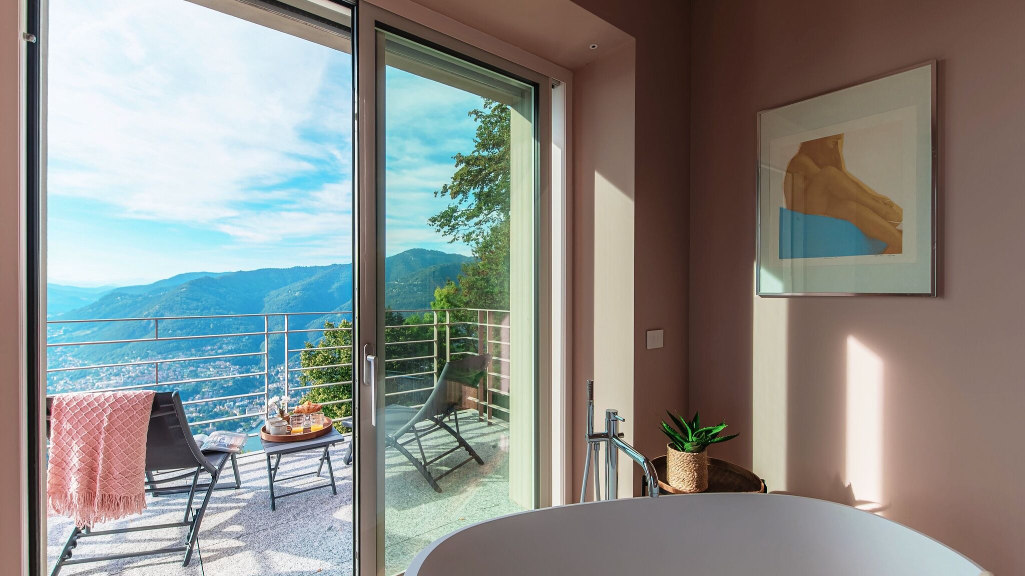 Italianway Brunate Villa Rouge by Elite Villas