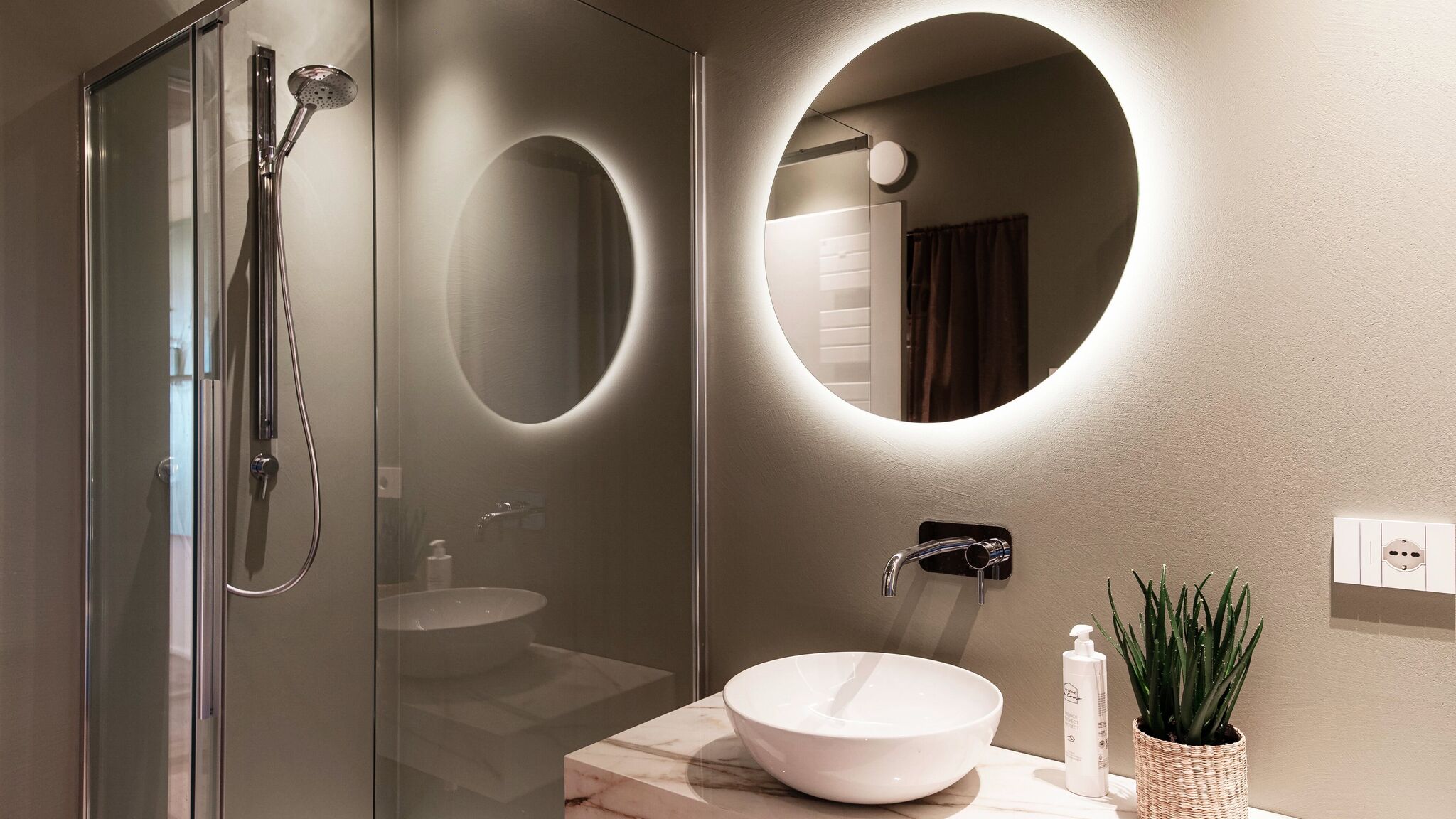 Italianway Brunate Villa Rouge by Elite Villas