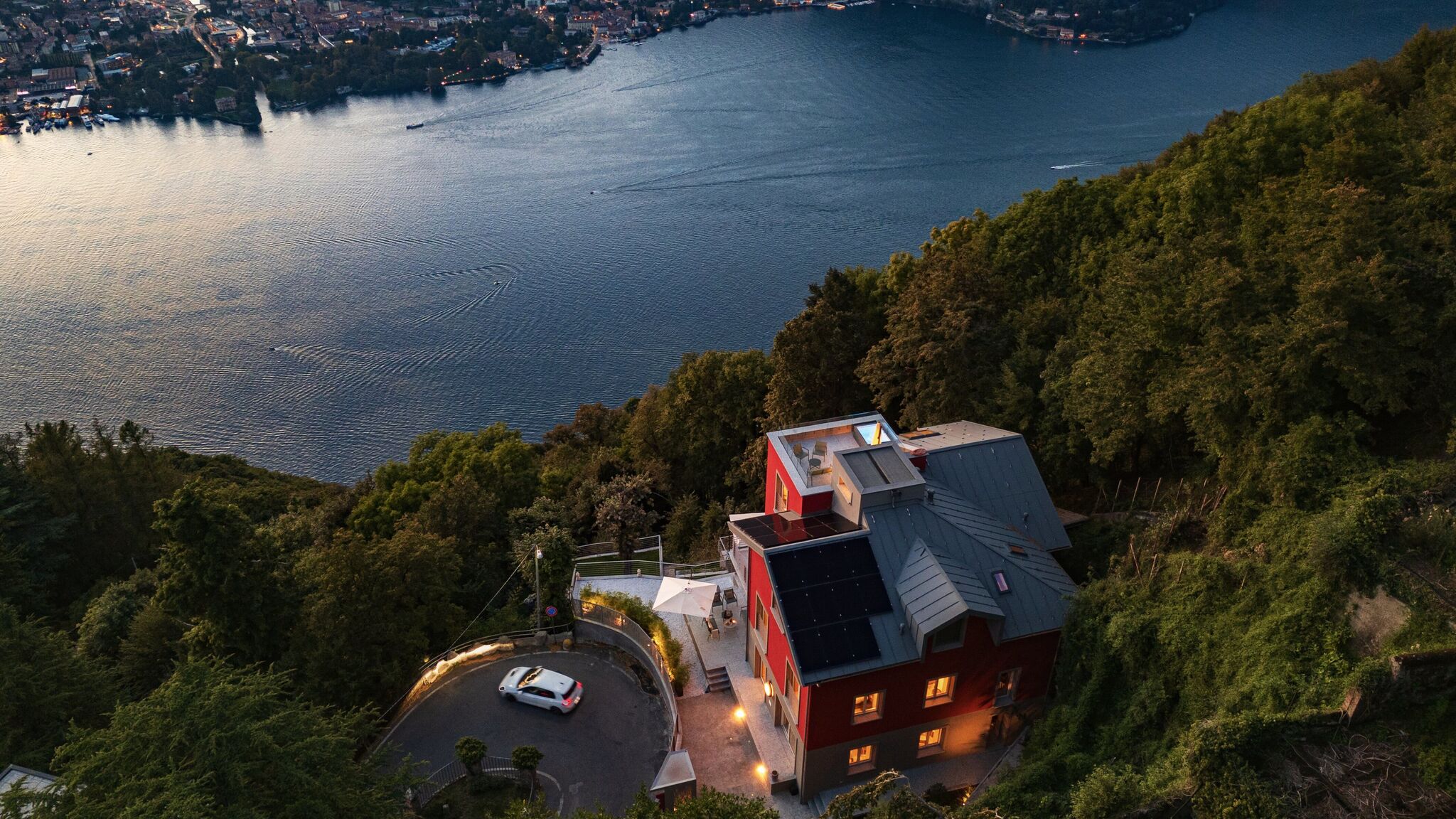 Italianway Brunate Villa Rouge by Elite Villas