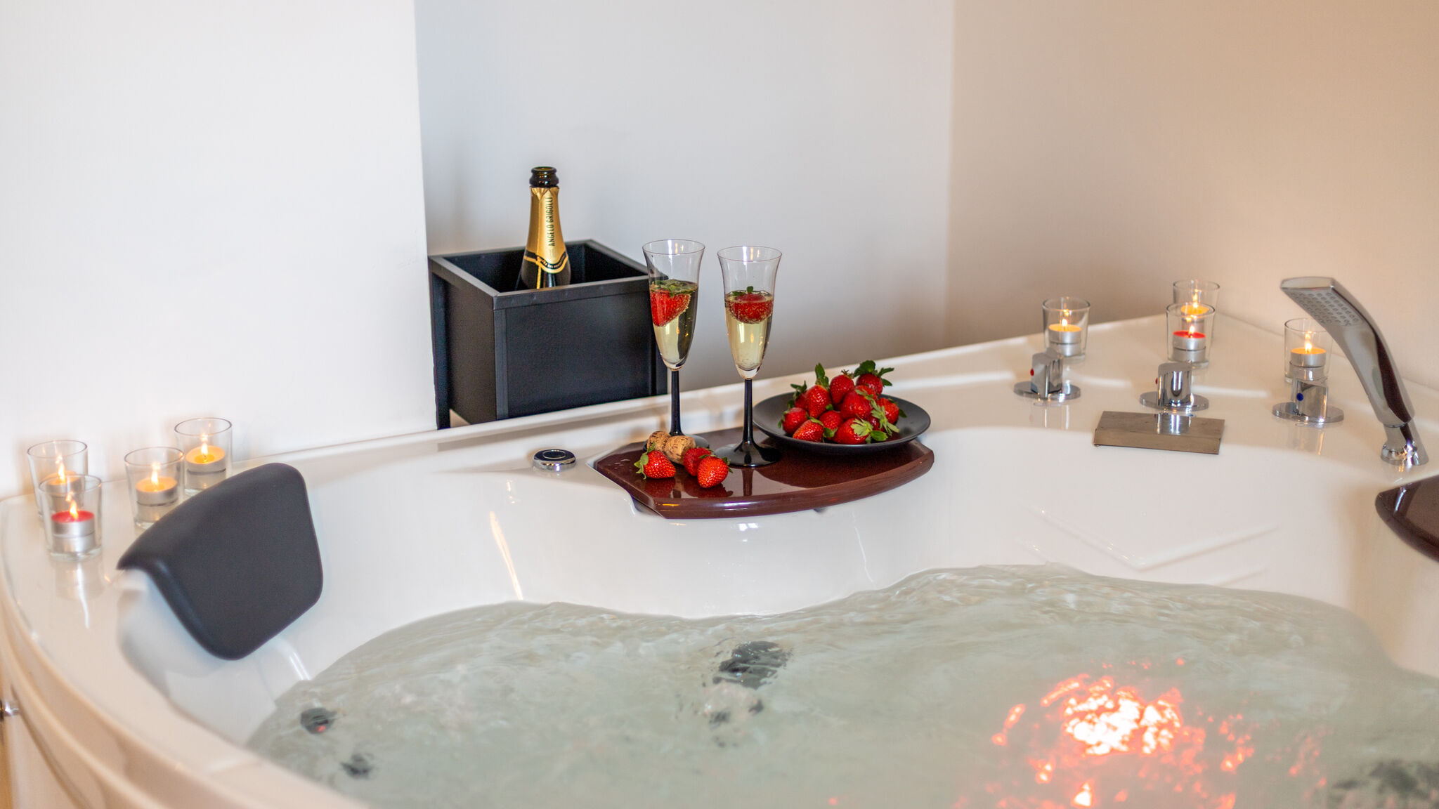 Italianway Perugia Luxury Suite - Tentazioni Nascoste