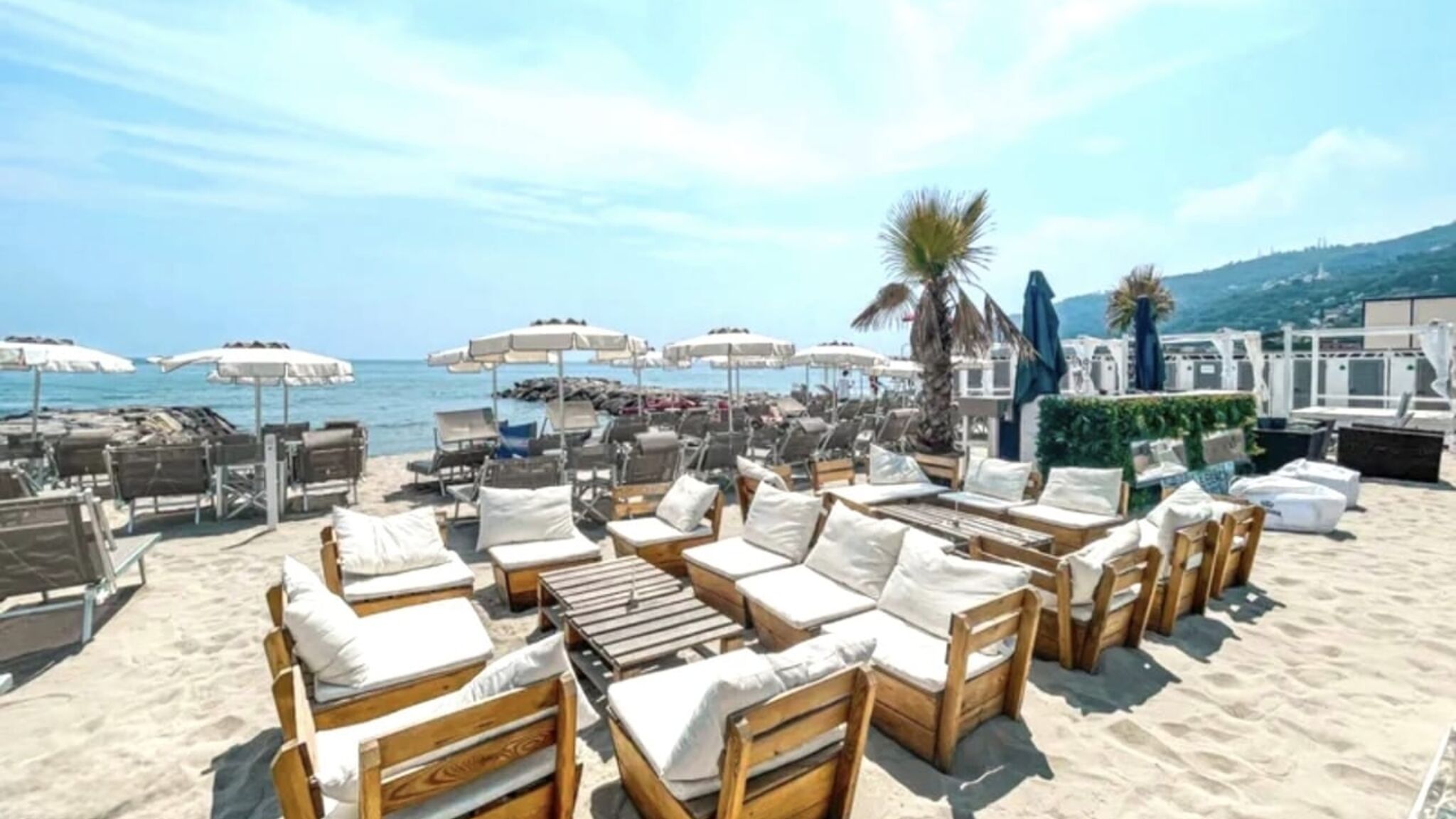 Italianway Andora Terrazza vista mare nel cuore di Andora