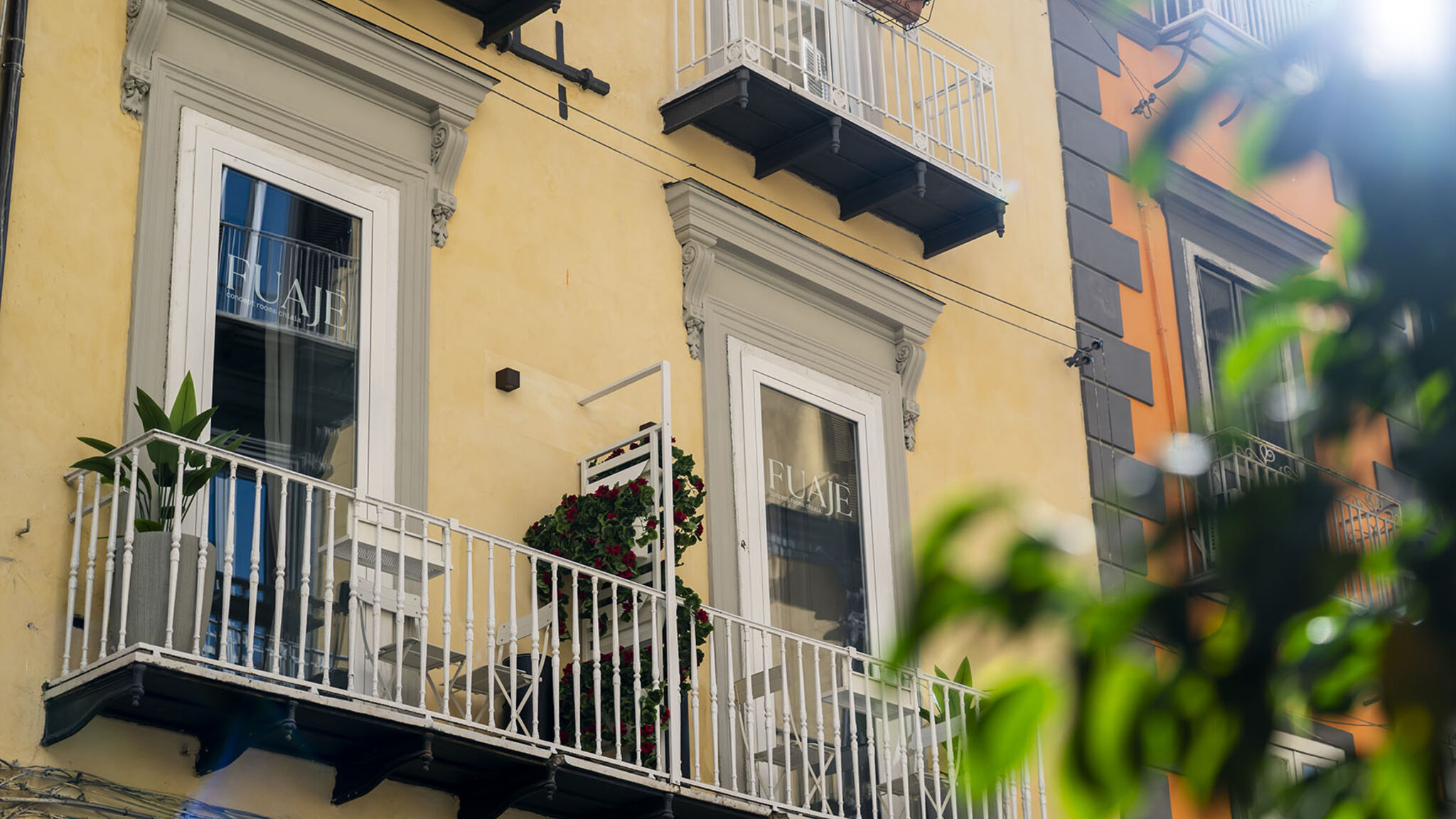 Italianway Napoli Via Chiaia 123 - Camera Oltremare