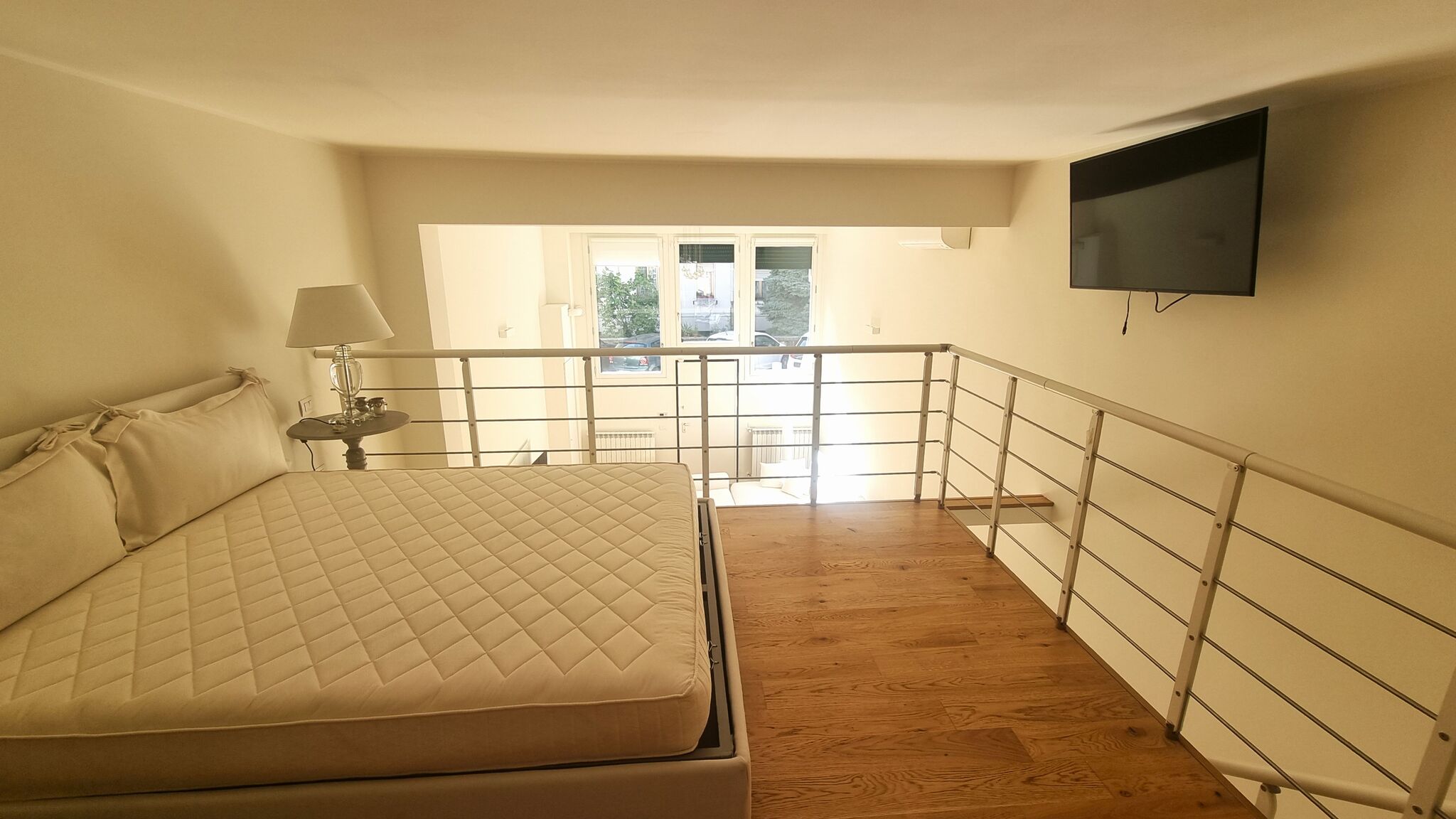 Italianway Milano Total White Loft Bocconi 