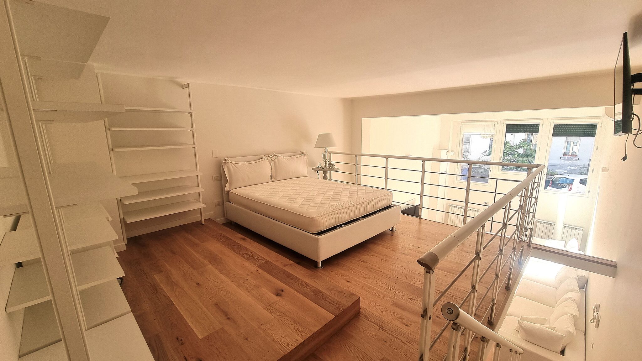 Italianway Milano Total White Loft Bocconi 