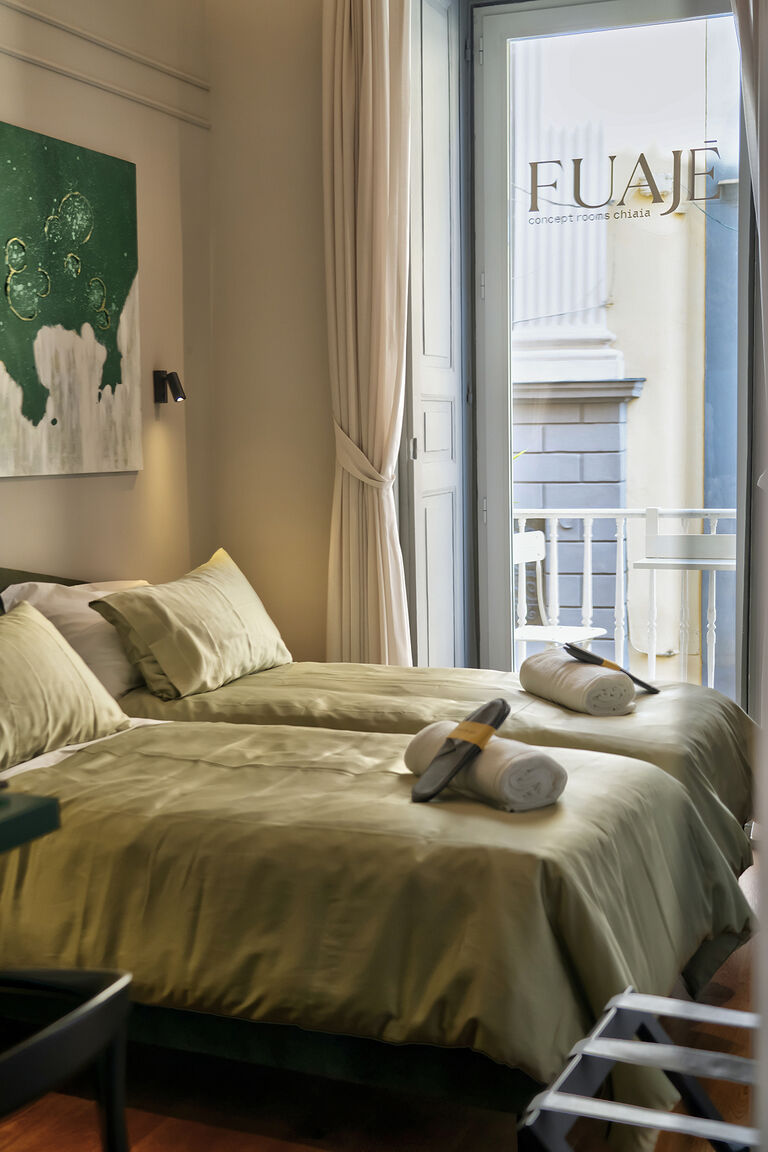 Italianway Napoli Via Chiaia 123 - Camera Pinea