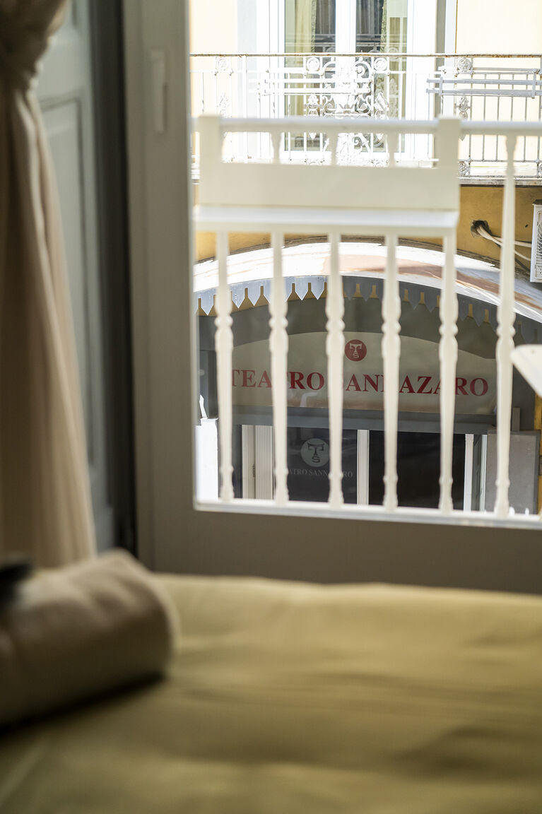 Italianway Napoli Via Chiaia 123 - Camera Pinea