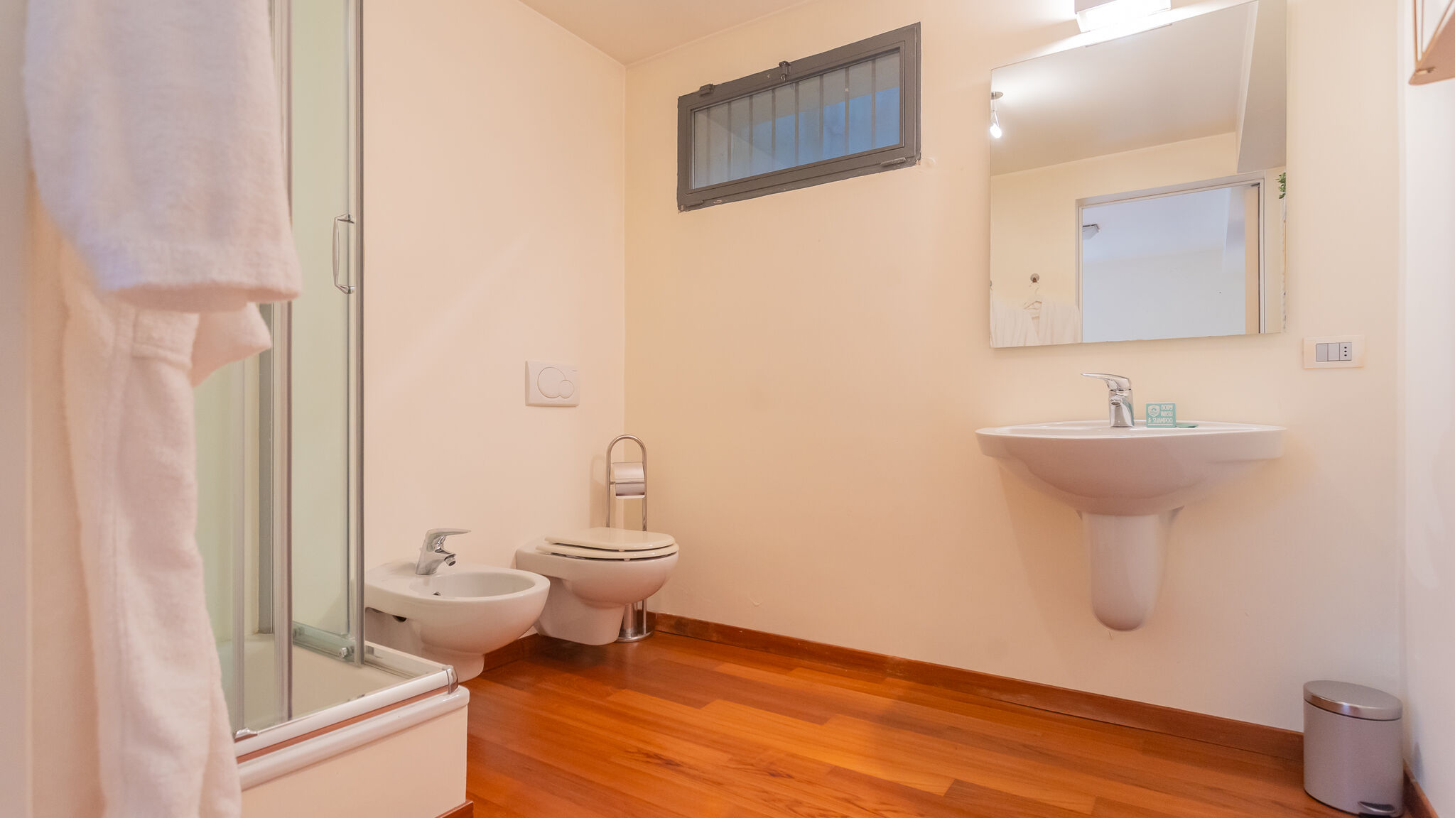 RentAllComo Como Villa Infinity