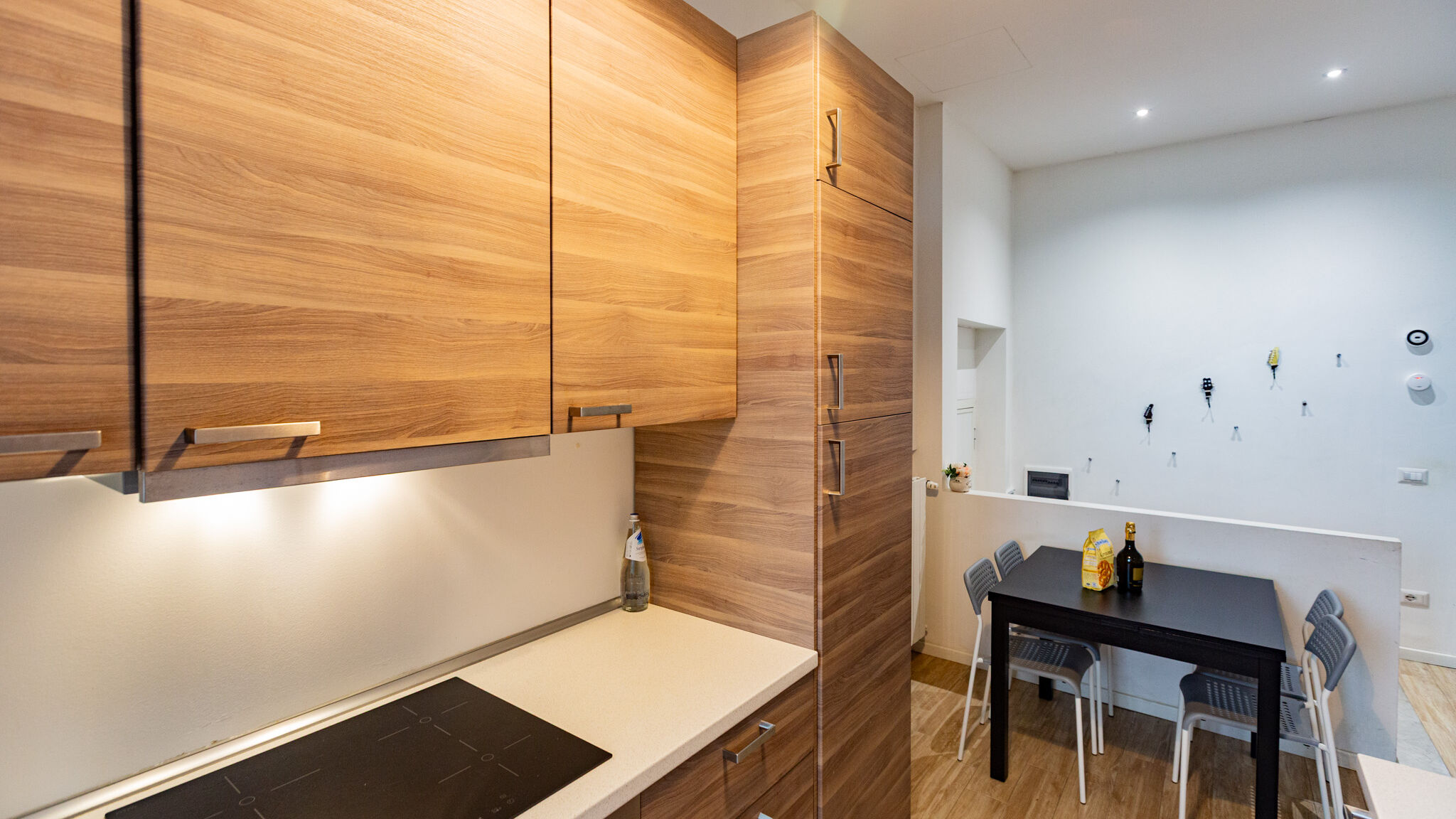 Italianway Milano Majella6 Nice and quiet home in Loreto by Hospity