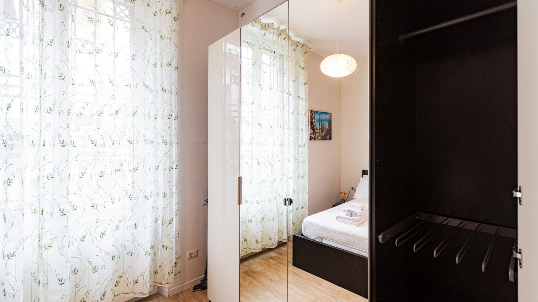 Italianway Milano Majella6 Nice and quiet home in Loreto by Hospity