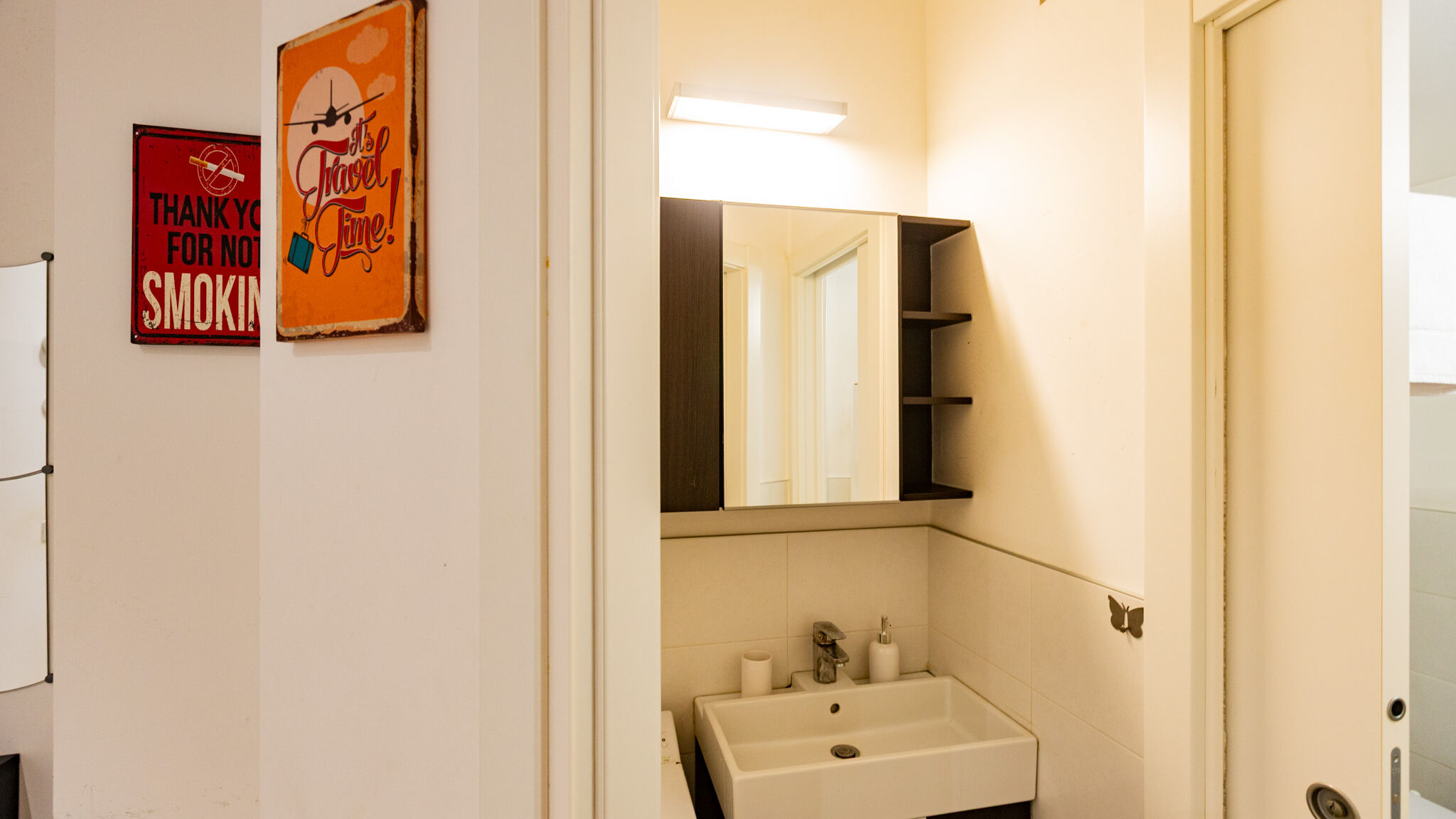 Italianway Milano Majella6 Nice and quiet home in Loreto by Hospity