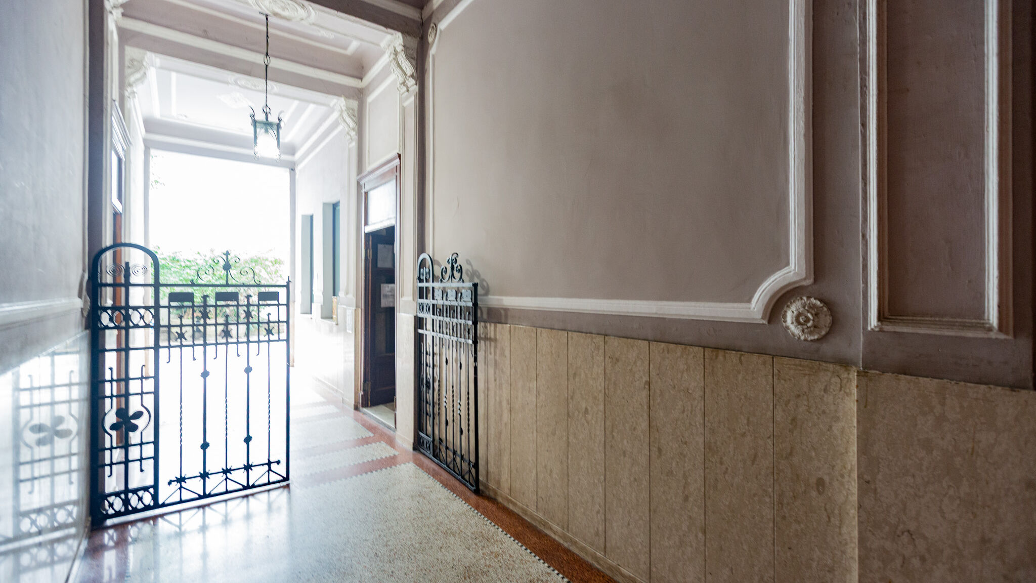 Italianway Milano Majella6 Nice and quiet home in Loreto by Hospity