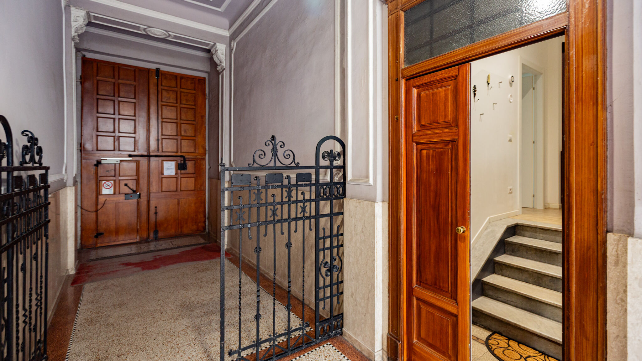 Italianway Milano Majella6 Nice and quiet home in Loreto by Hospity