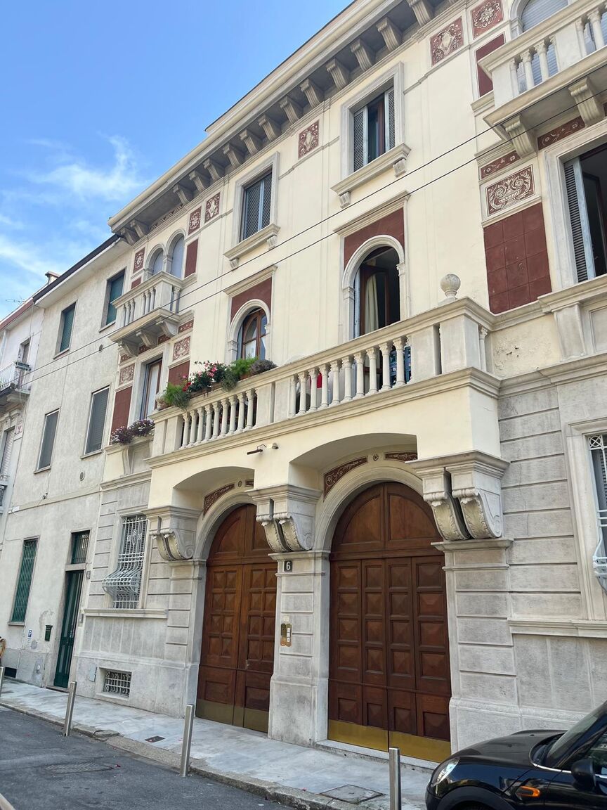 Italianway Milano Majella6 Nice and quiet home in Loreto by Hospity