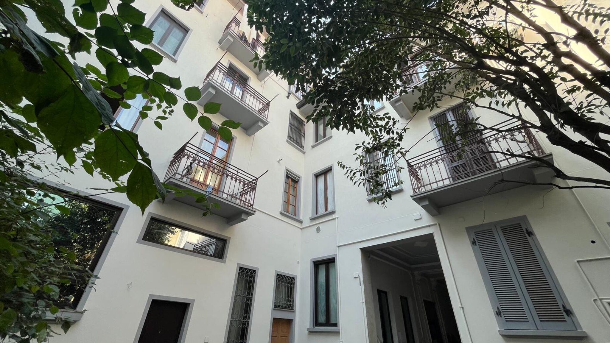 Italianway Milano Majella6 Nice and quiet home in Loreto by Hospity