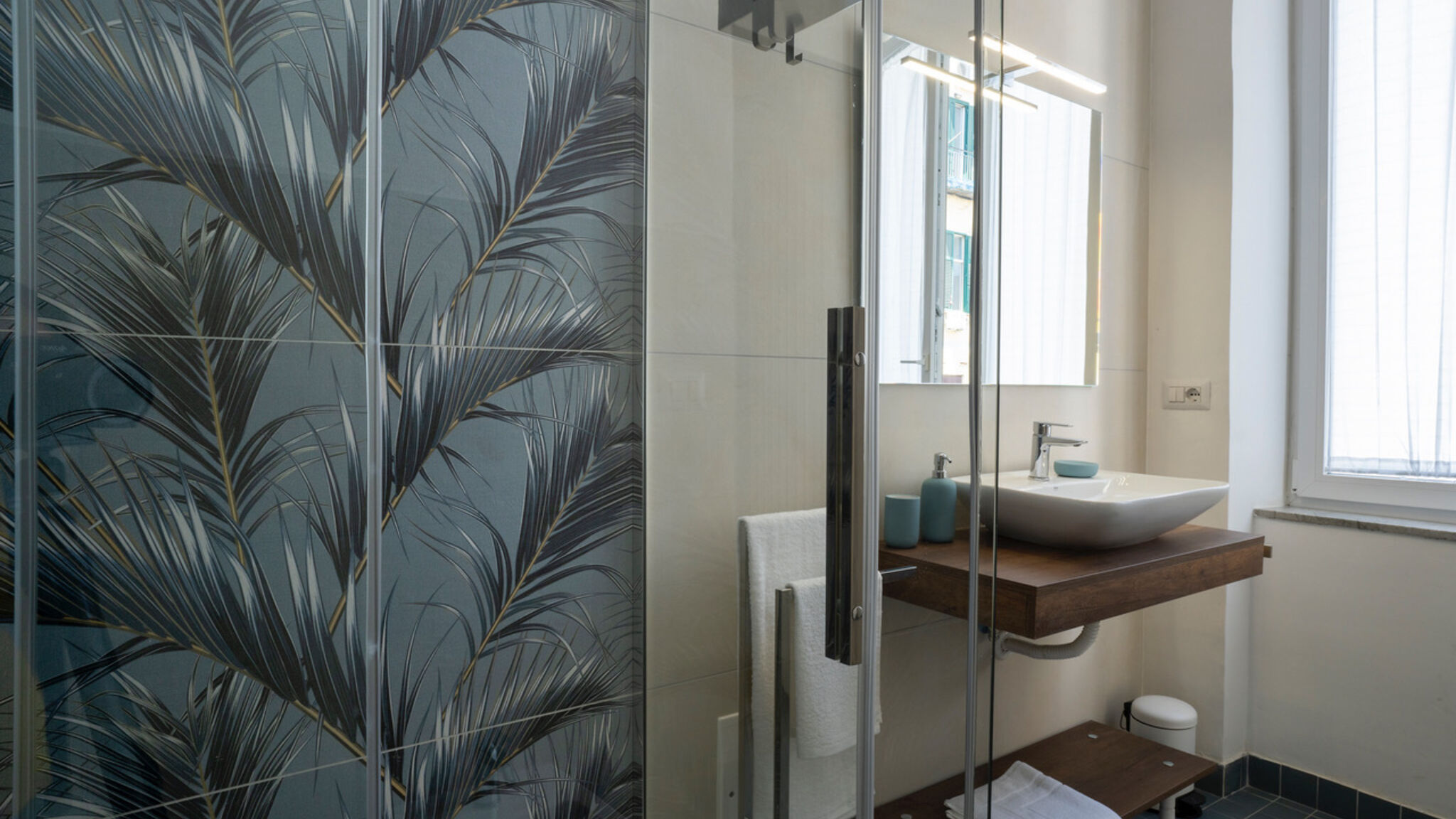 Italianway Napoli Traversa II Giuseppe Garibaldi 5 - 2° piano