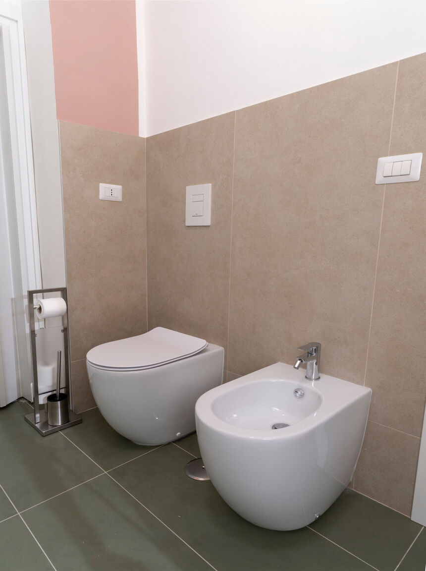 Italianway Napoli Traversa II Giuseppe Garibaldi 5 - 2° piano