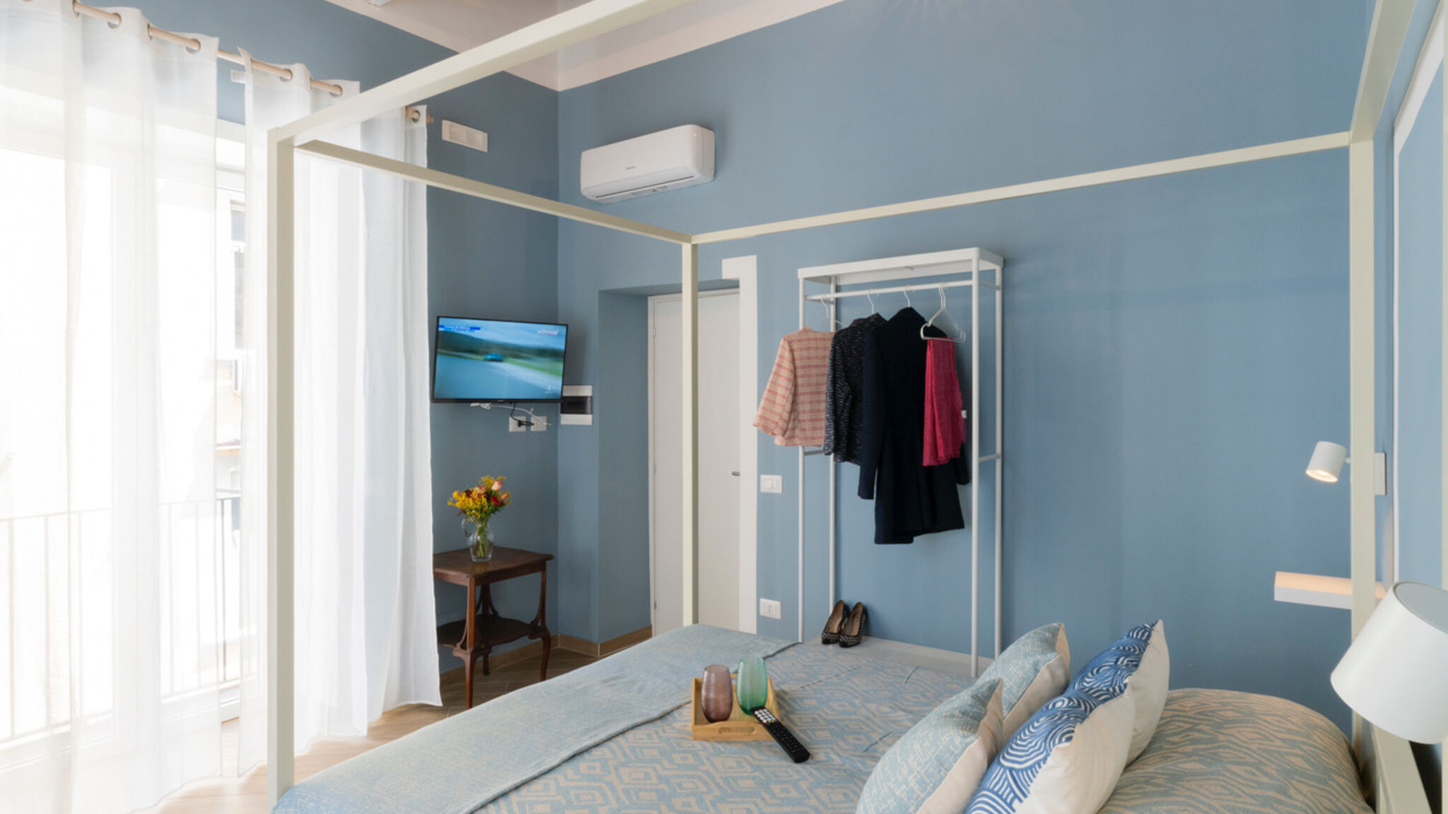 Italianway Napoli Traversa II Giuseppe Garibaldi 5 - 2° piano