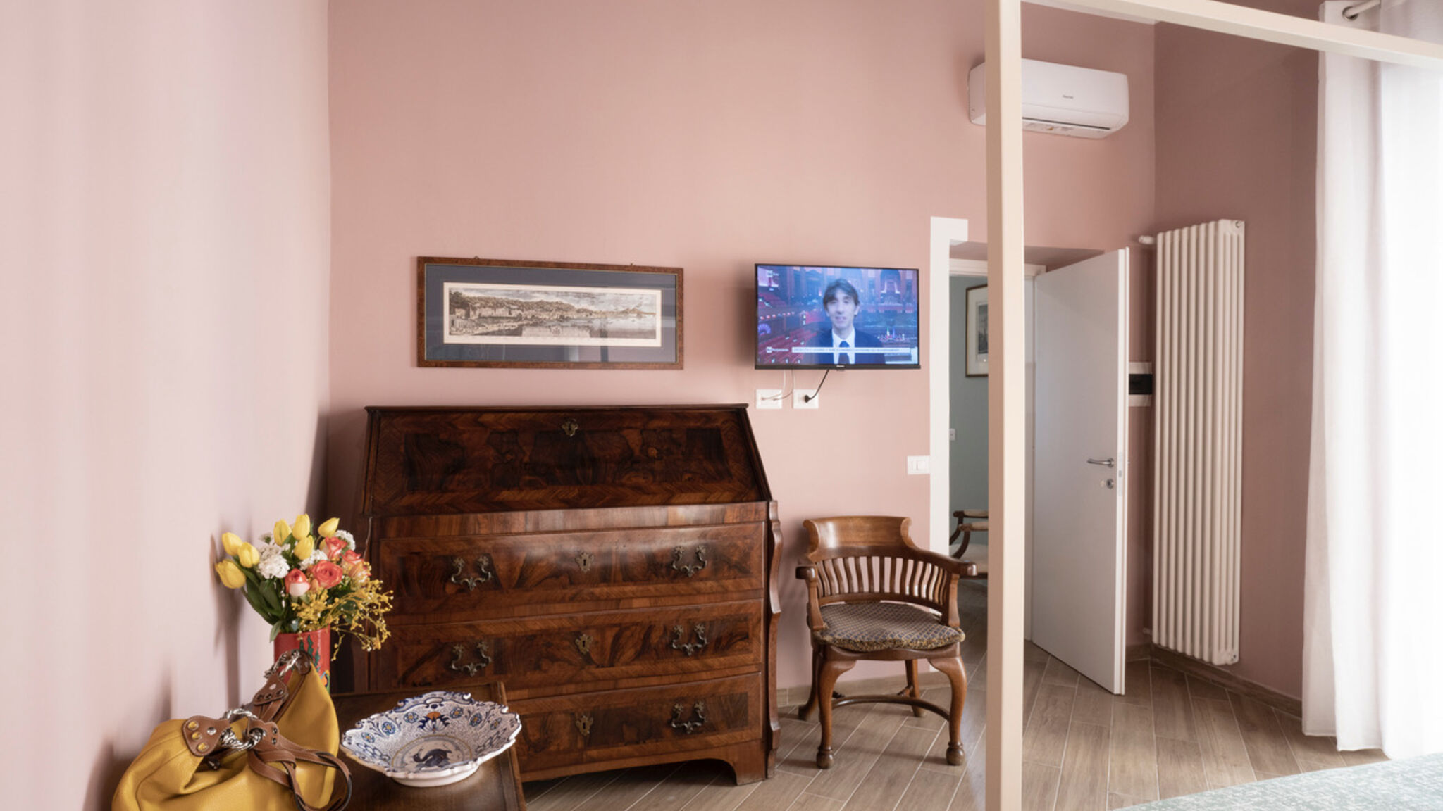 Italianway Napoli Traversa II Giuseppe Garibaldi 5 - 2° piano