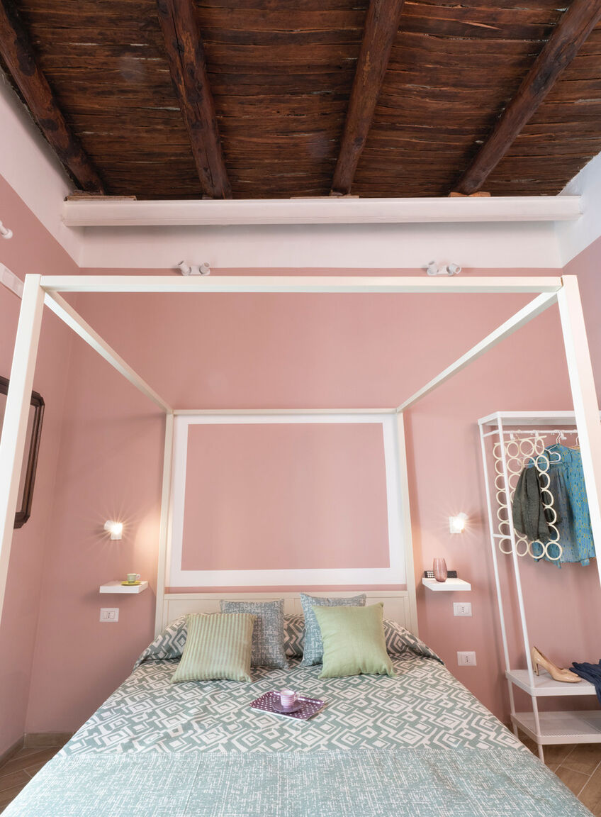 Italianway Napoli Traversa II Giuseppe Garibaldi 5 - 2° piano