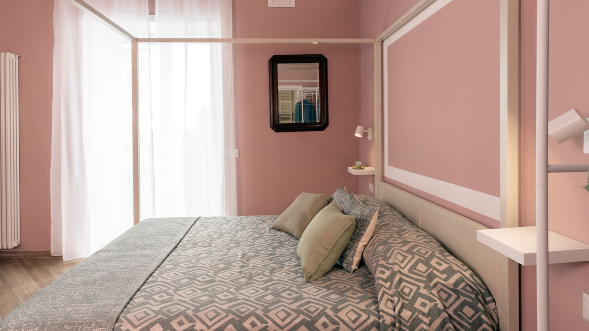 Italianway Napoli Traversa II Giuseppe Garibaldi 5 - 2° piano