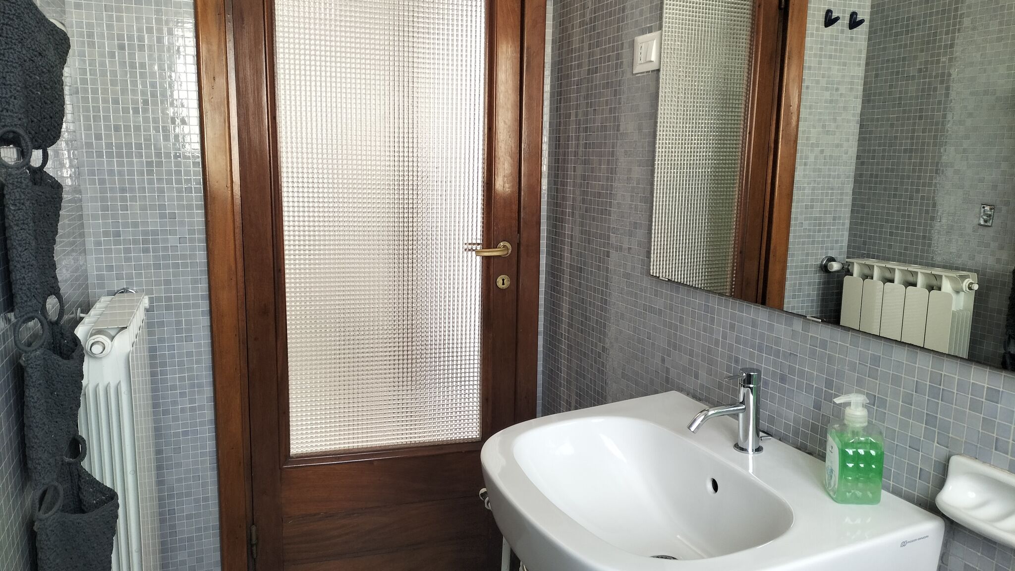 Italianway Monterosso al Mare  Bea's Apartment - the window to the sea with A/C