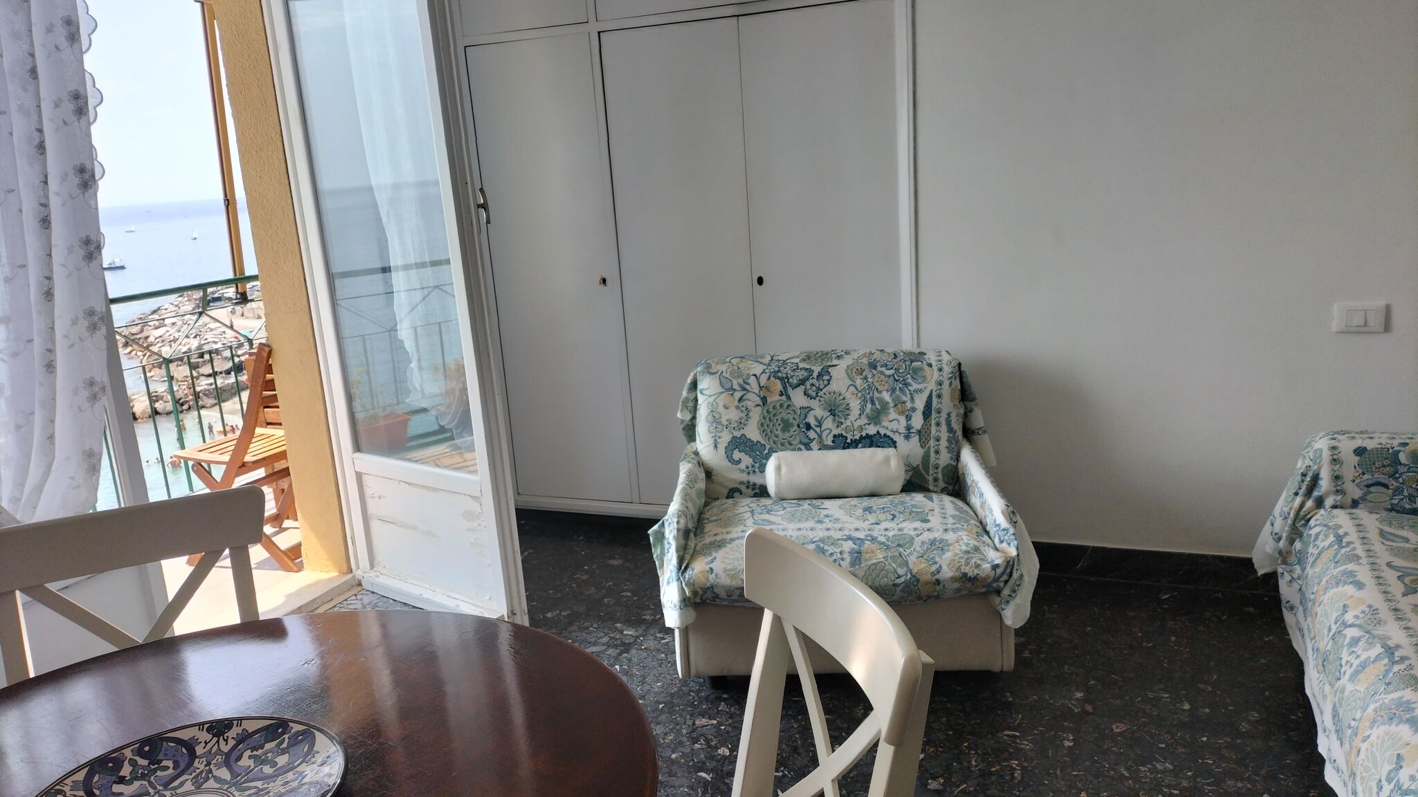 Italianway Monterosso al Mare  Bea's Apartment - the window to the sea with A/C