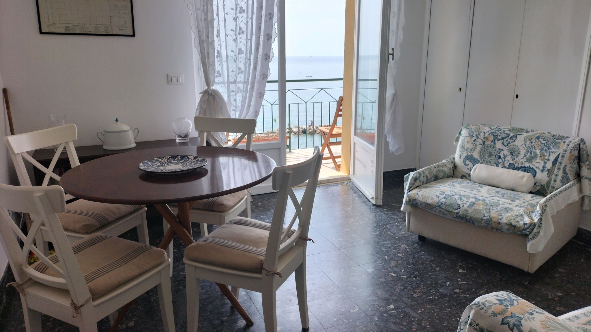 Italianway Monterosso al Mare  Bea's Apartment - the window to the sea with A/C