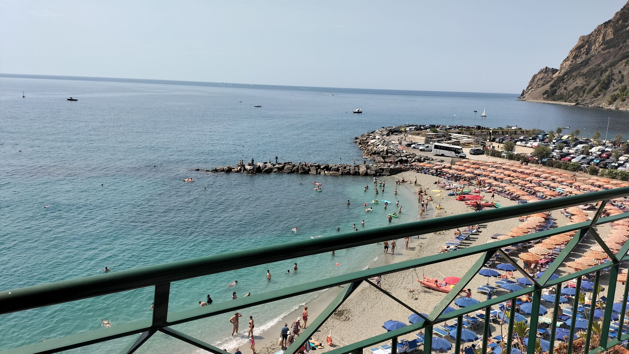 Italianway Monterosso al Mare  Bea's Apartment - the window to the sea with A/C