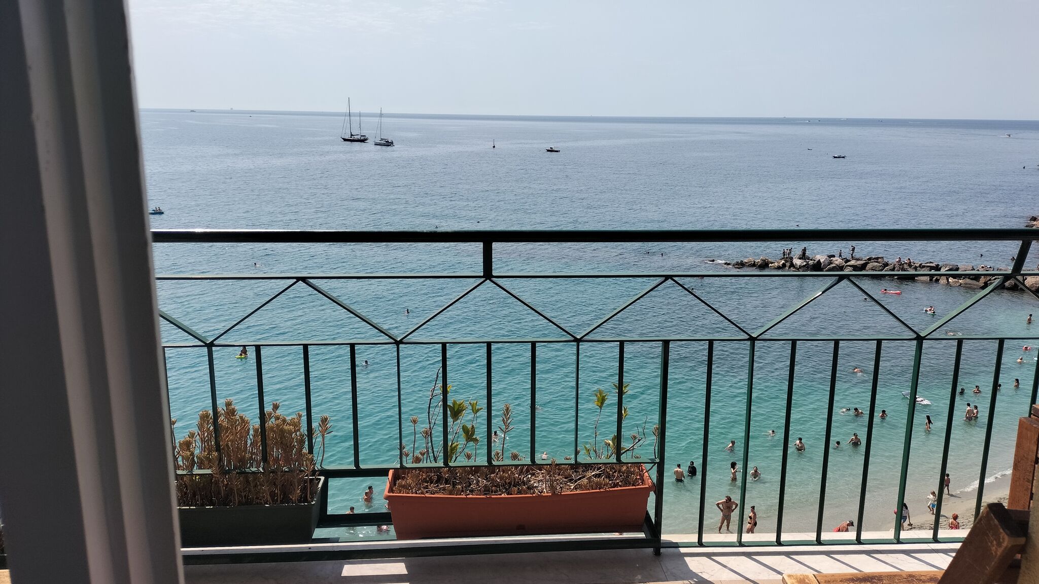 Italianway Monterosso al Mare  Bea's Apartment - the window to the sea with A/C