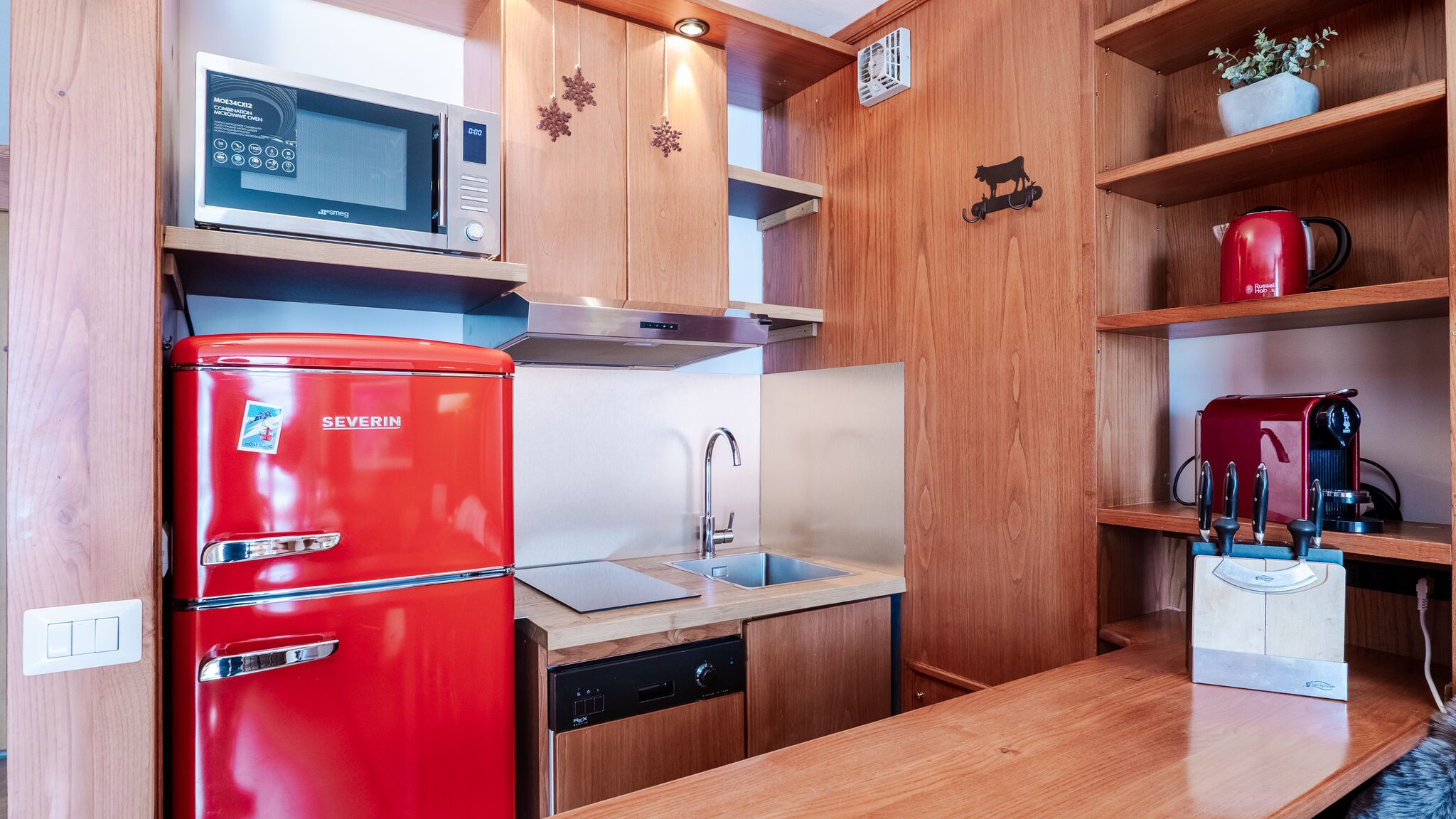 Italianway Valtournenche Casa Lobita – Panoramic Balcony Walk to Gondola