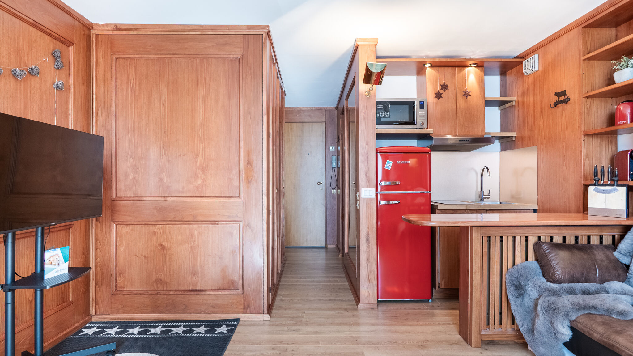 Italianway Valtournenche Casa Lobita – Panoramic Balcony Walk to Gondola